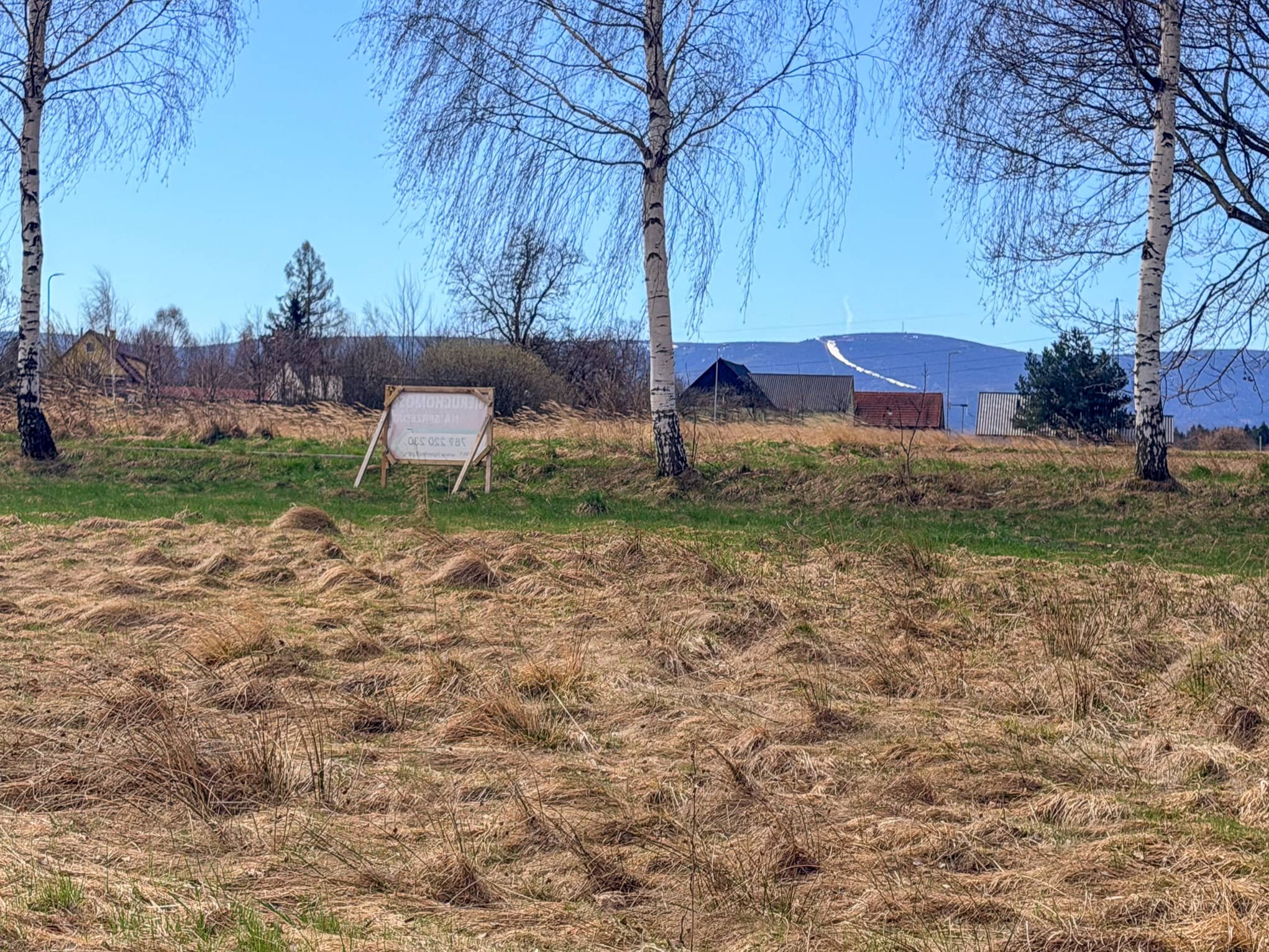 Działka budowlana z widokiem na góry – Zacisze
