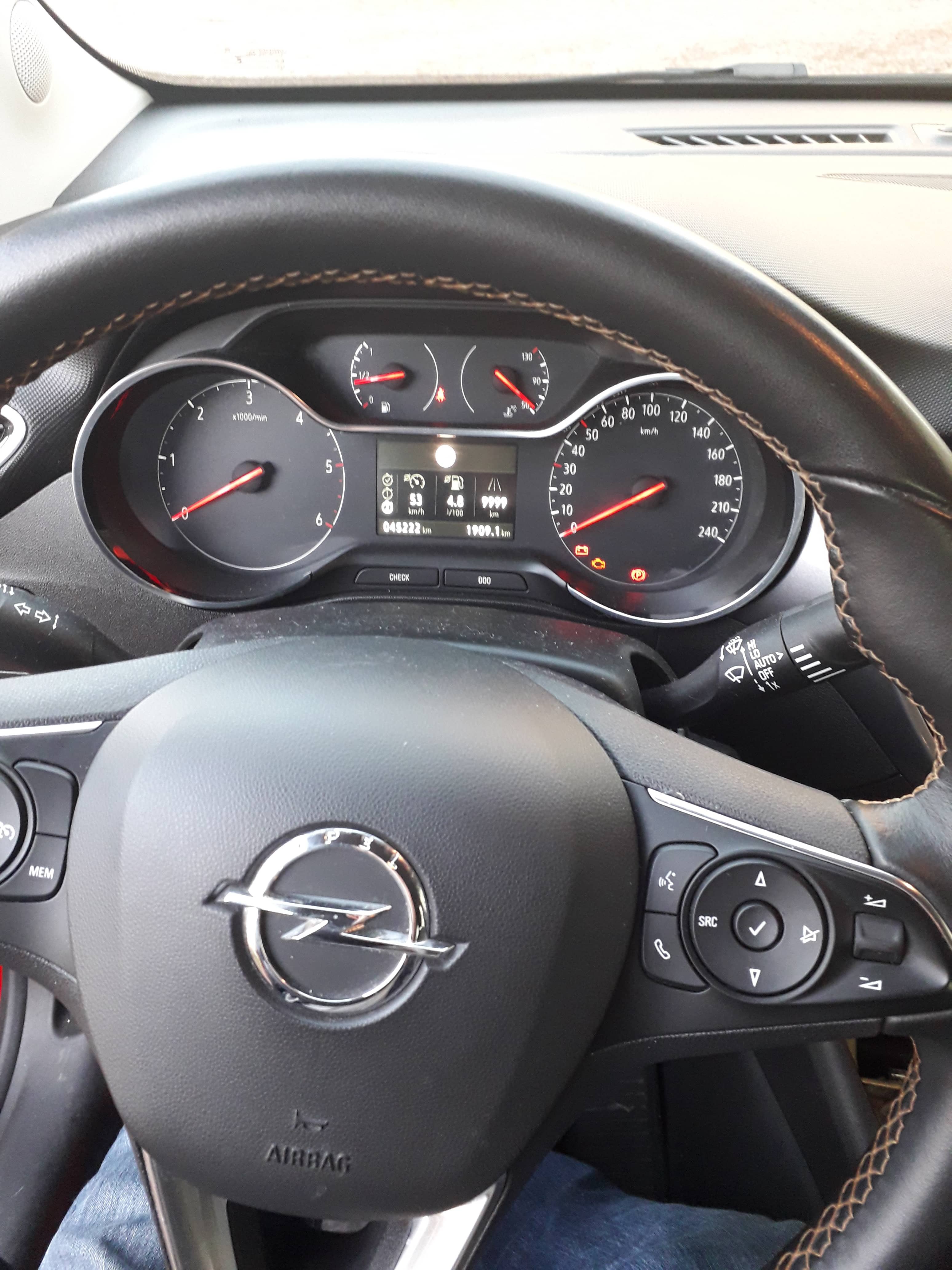 Opel Crossland X z 2019 r