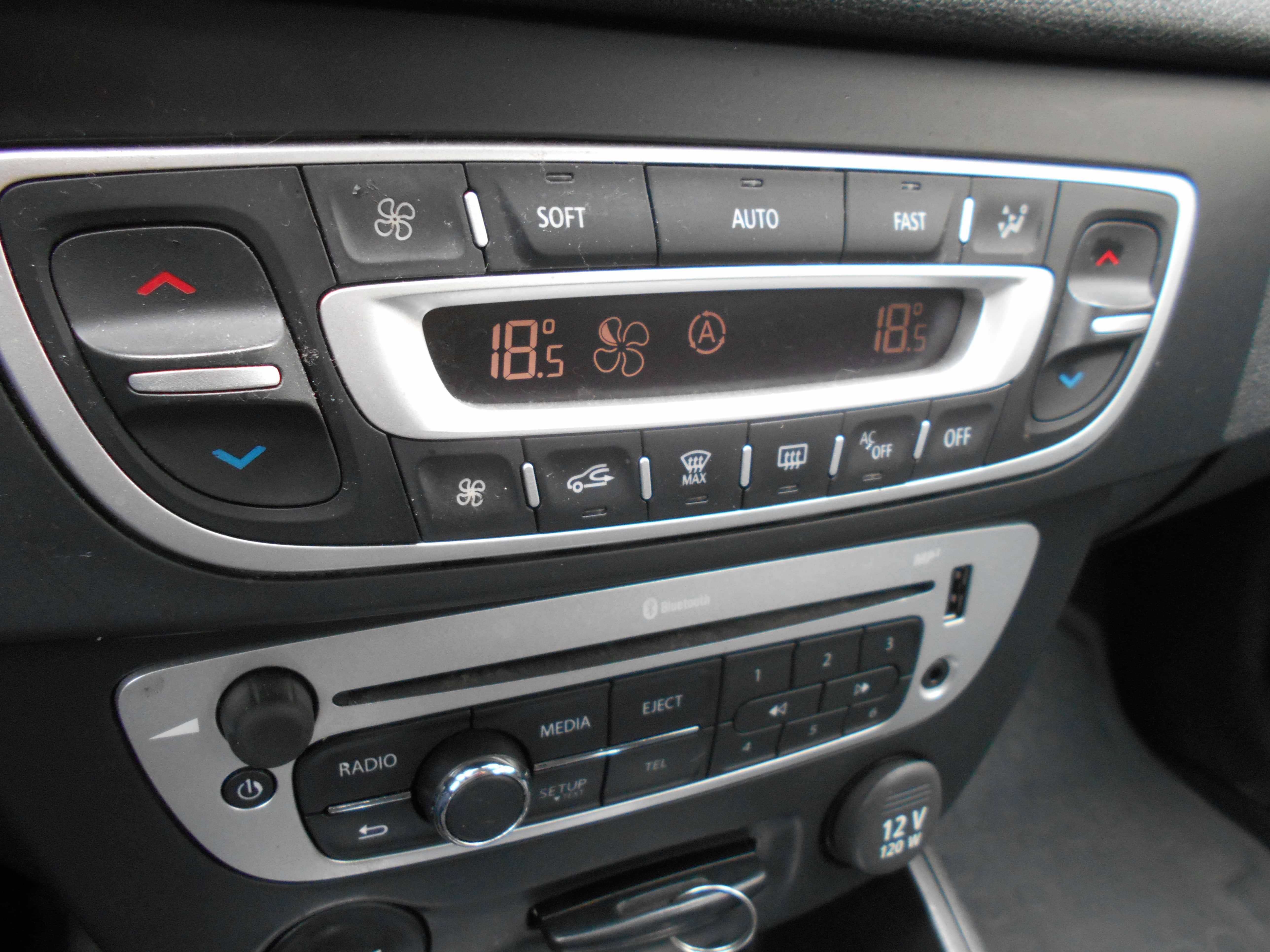 Renault Megane 2013 r - 1,6 benz Salon PL