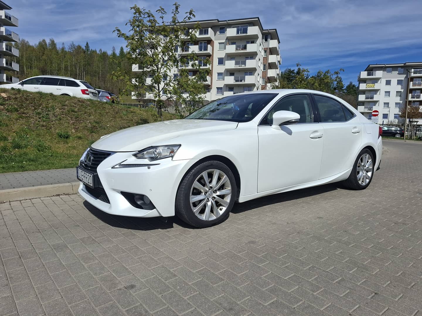 Lexus IS 300h Elegance