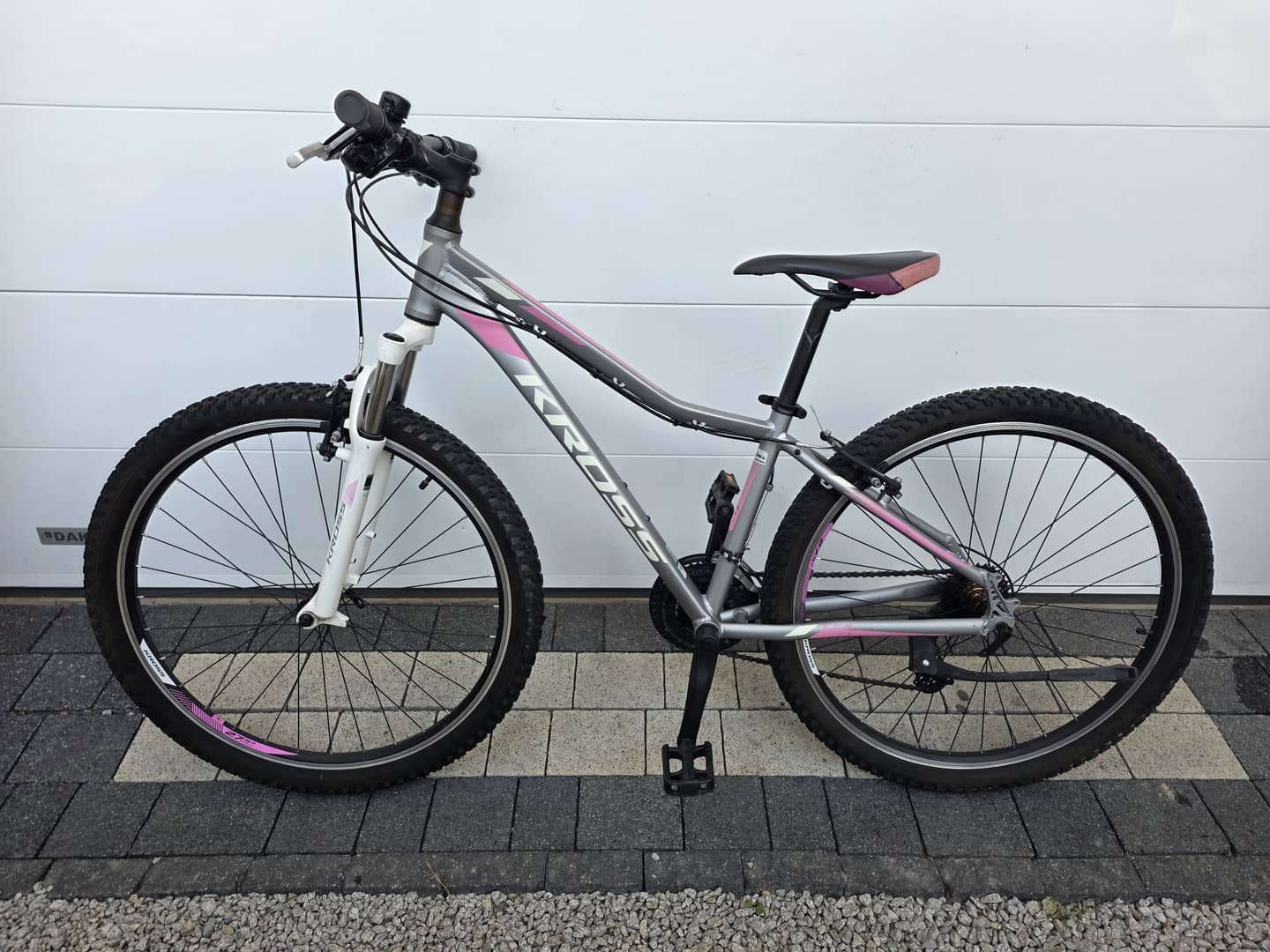 Rower górski KROSS LEA-koła 27,5 cali, Shimano