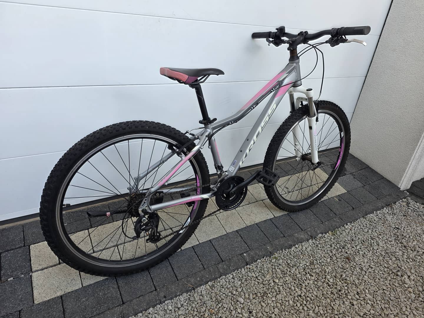 Rower górski KROSS LEA-koła 27,5 cali, Shimano
