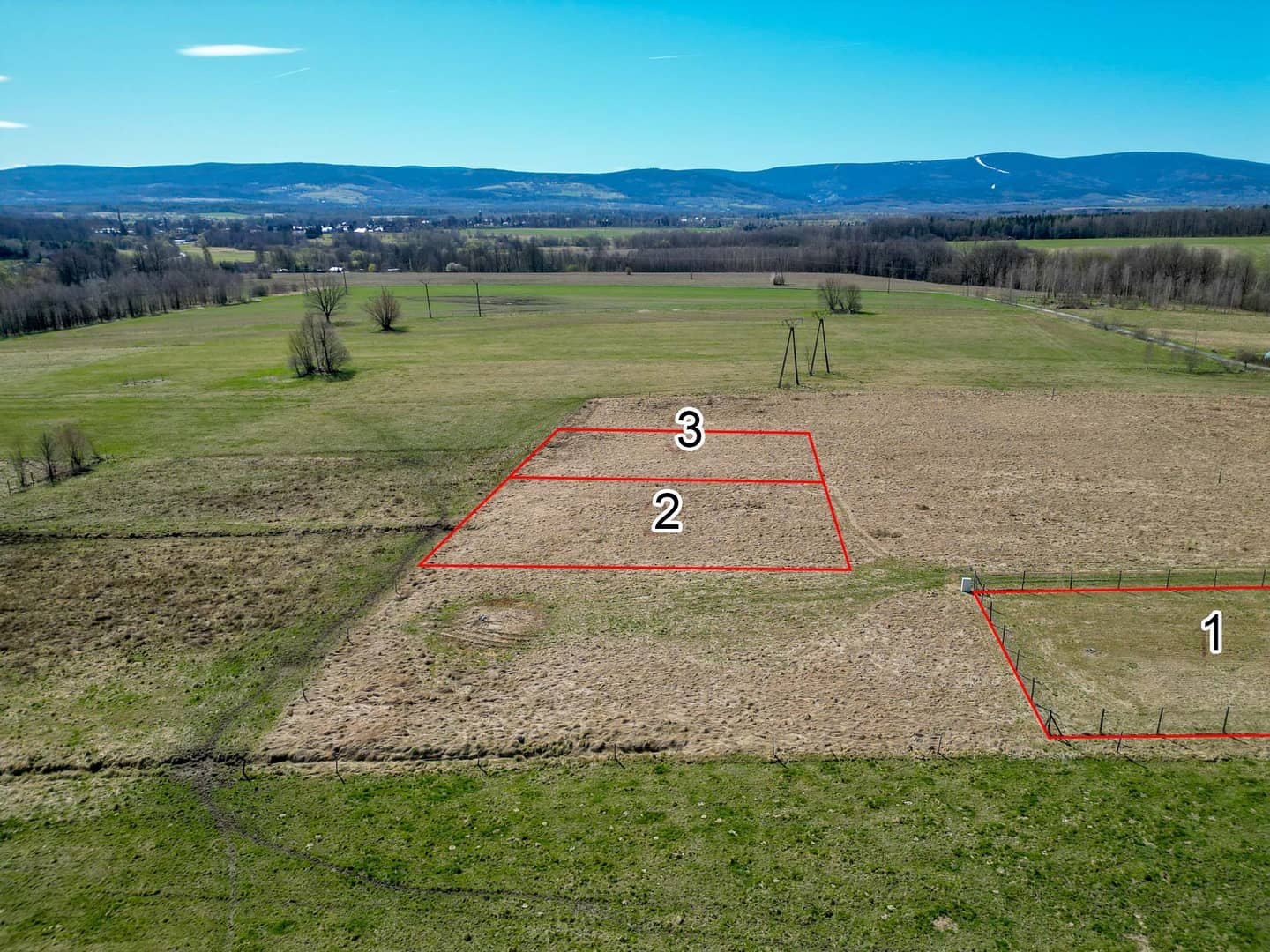 Działka budowlana 1000m² Karłowiec, widok góry