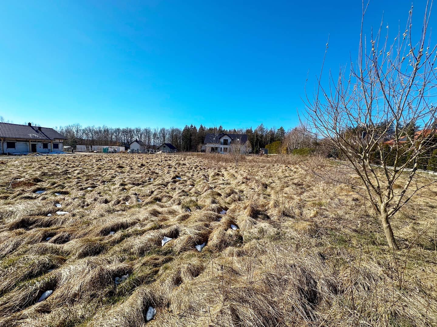 Działka budowlana 1521m² Komarno widokowa