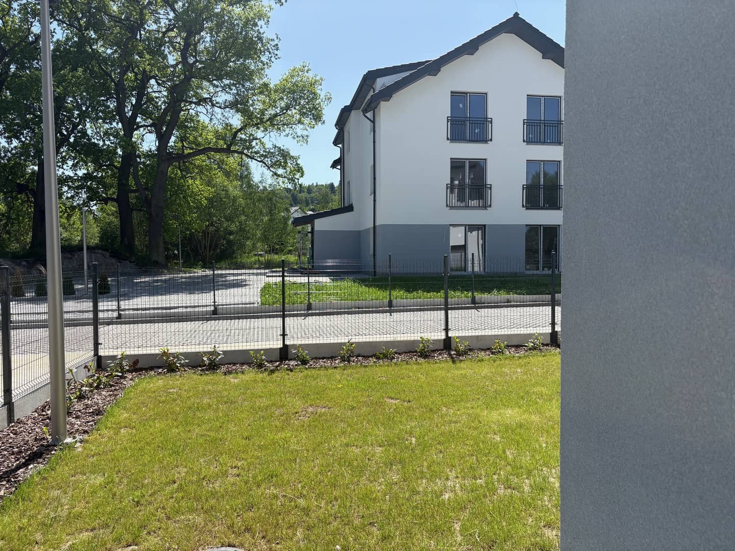 Os.Europejskie!wyposaż. mieszkanie 2-pokojowe, ogród