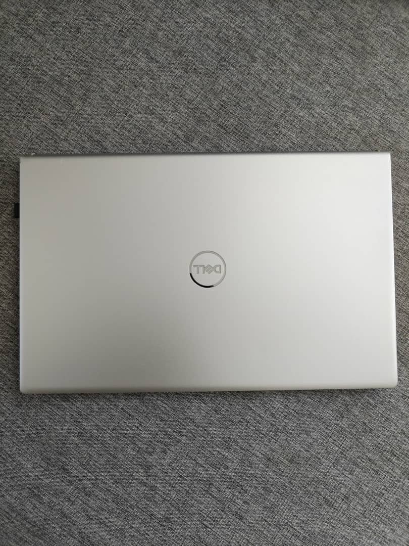 Laptop Dell Inspiron AMD ryzen 5/16gb