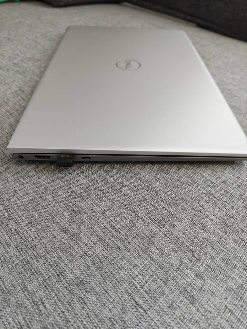 Laptop Dell Inspiron AMD ryzen 5/16gb