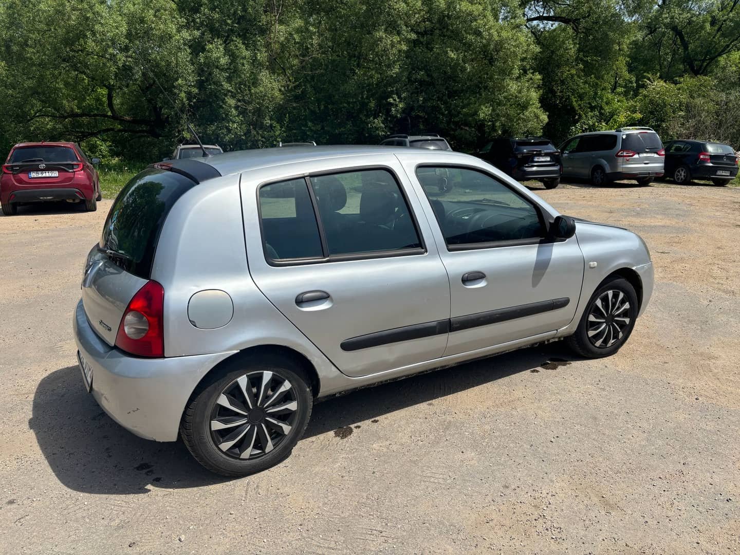 Sprzedam samochód Renault clio