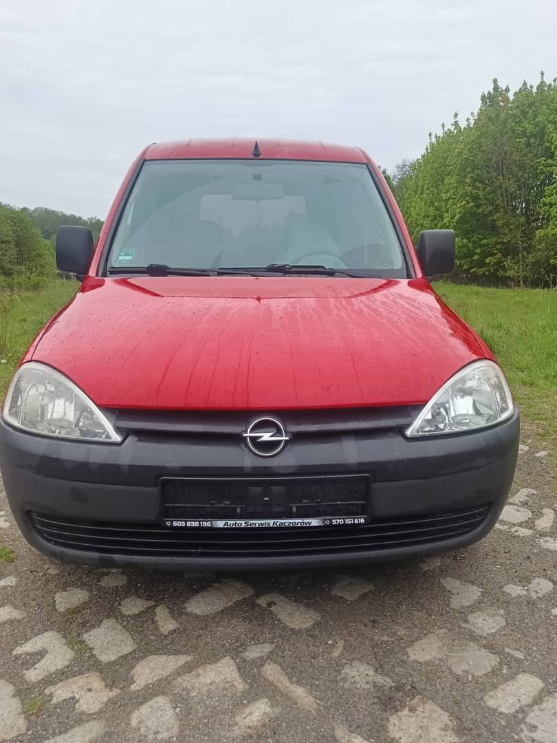 Opel Combo 1.4 benzyna 2008 rok.
