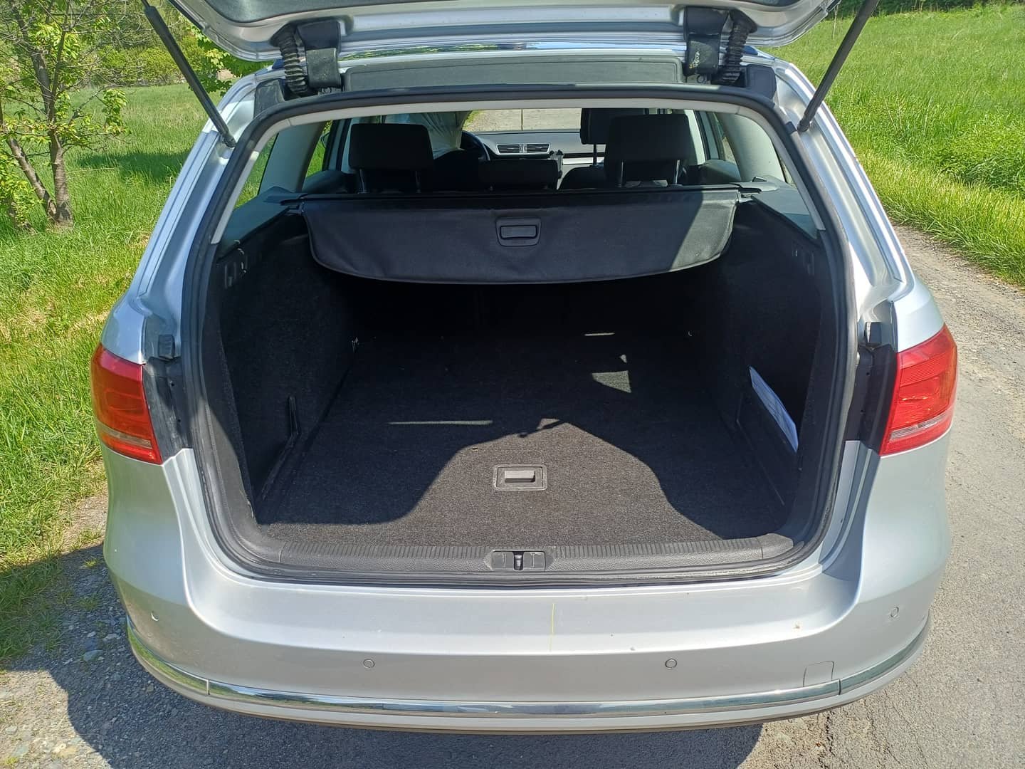Sprzedam Volkswagena Passata B7 2.0 TDI