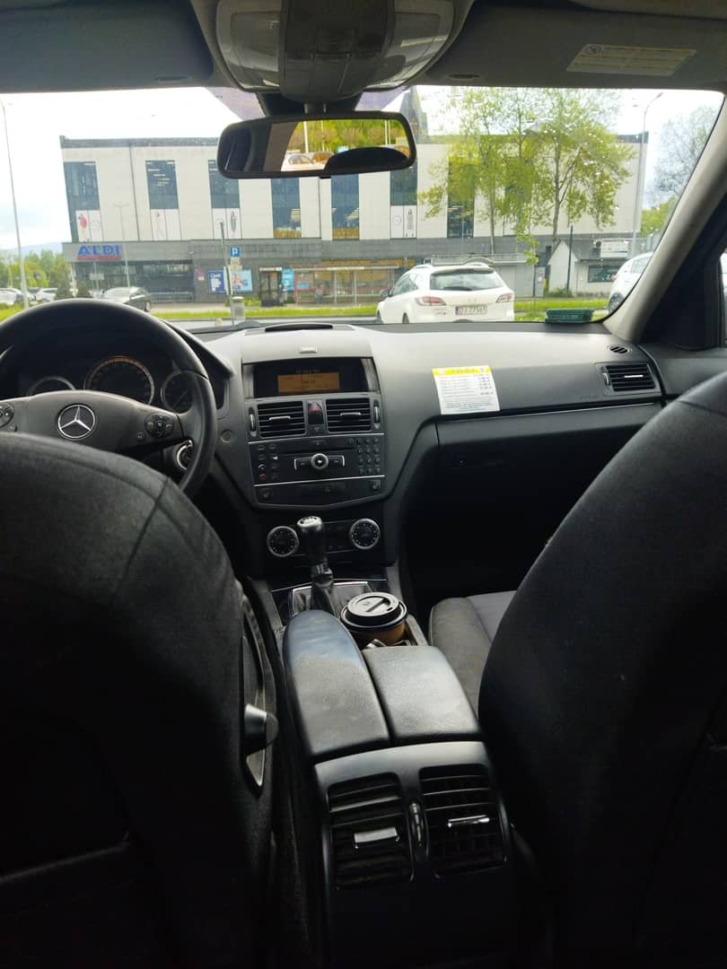Sprzedam Mercedesa W204 C200 kombi