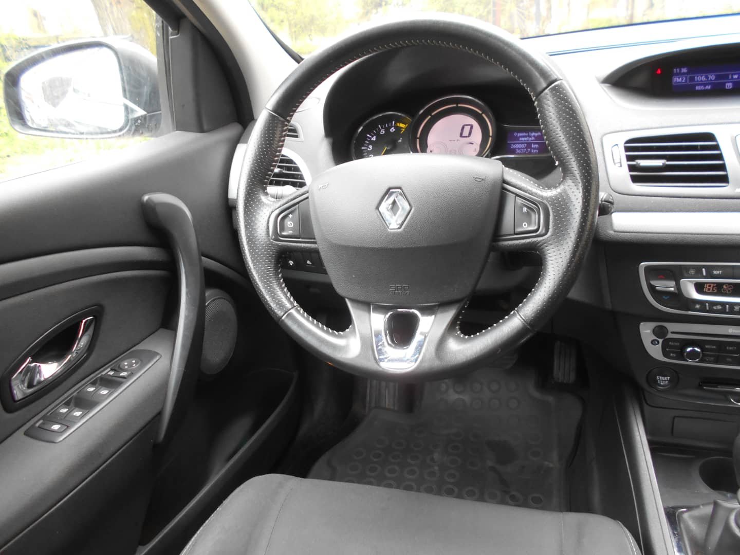 Renault Megane 2013 r - 1,6 benz Salon PL