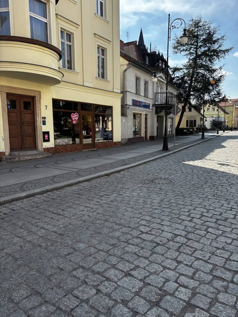 Sprzedam lokal handlowo-usługowy w Cieplicach