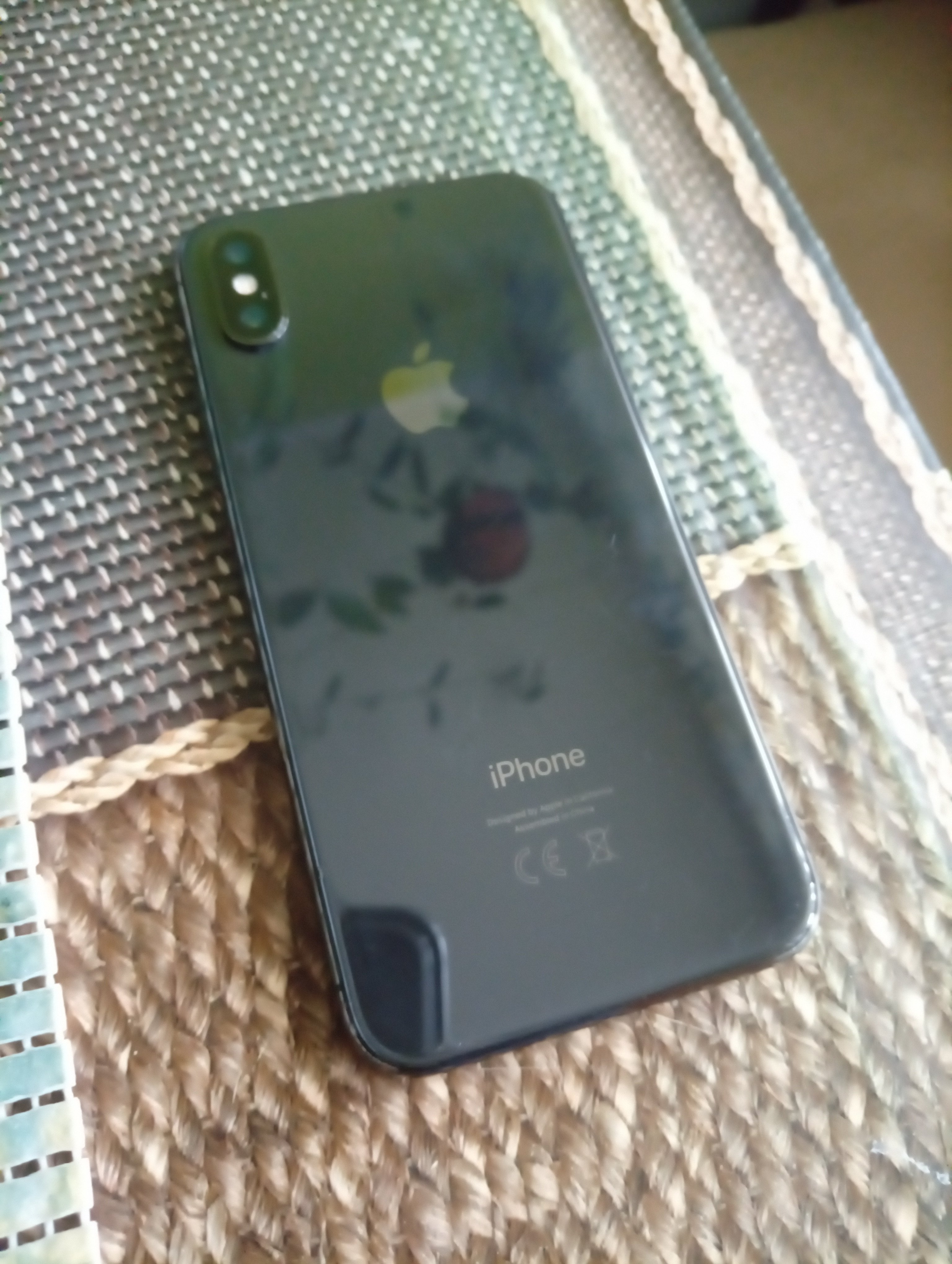 Sprzedam telefony Iphon X oraz Redmi 15C