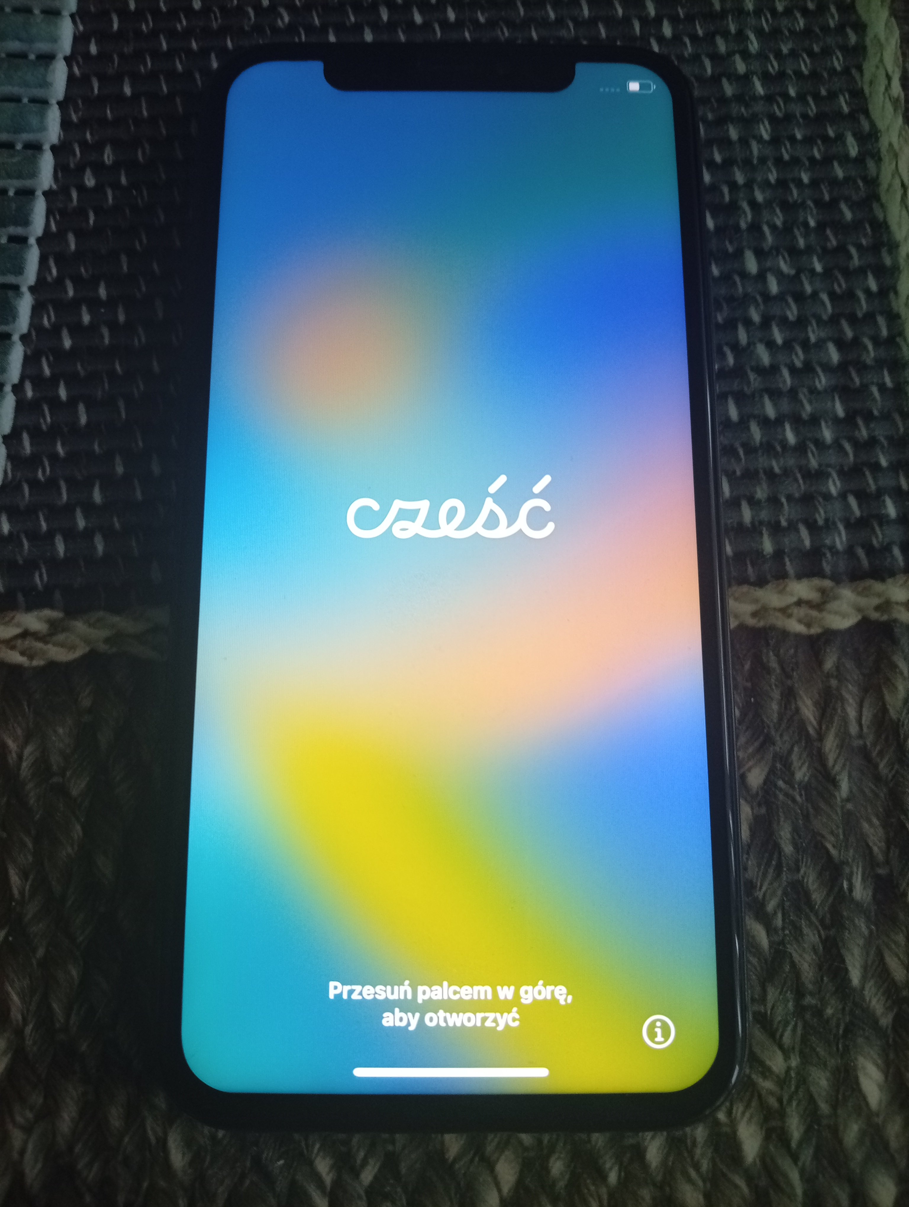 Sprzedam telefony Iphon X oraz Redmi 15C