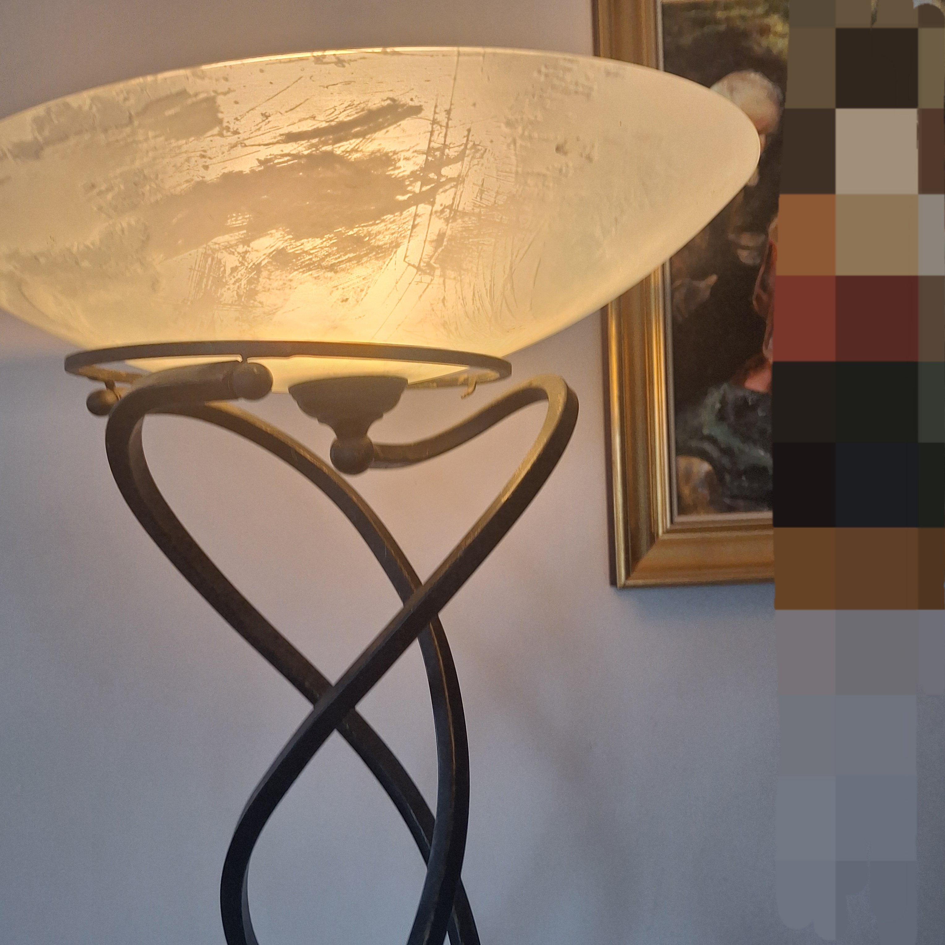 Lampa podłogowa ze ściemniaczem