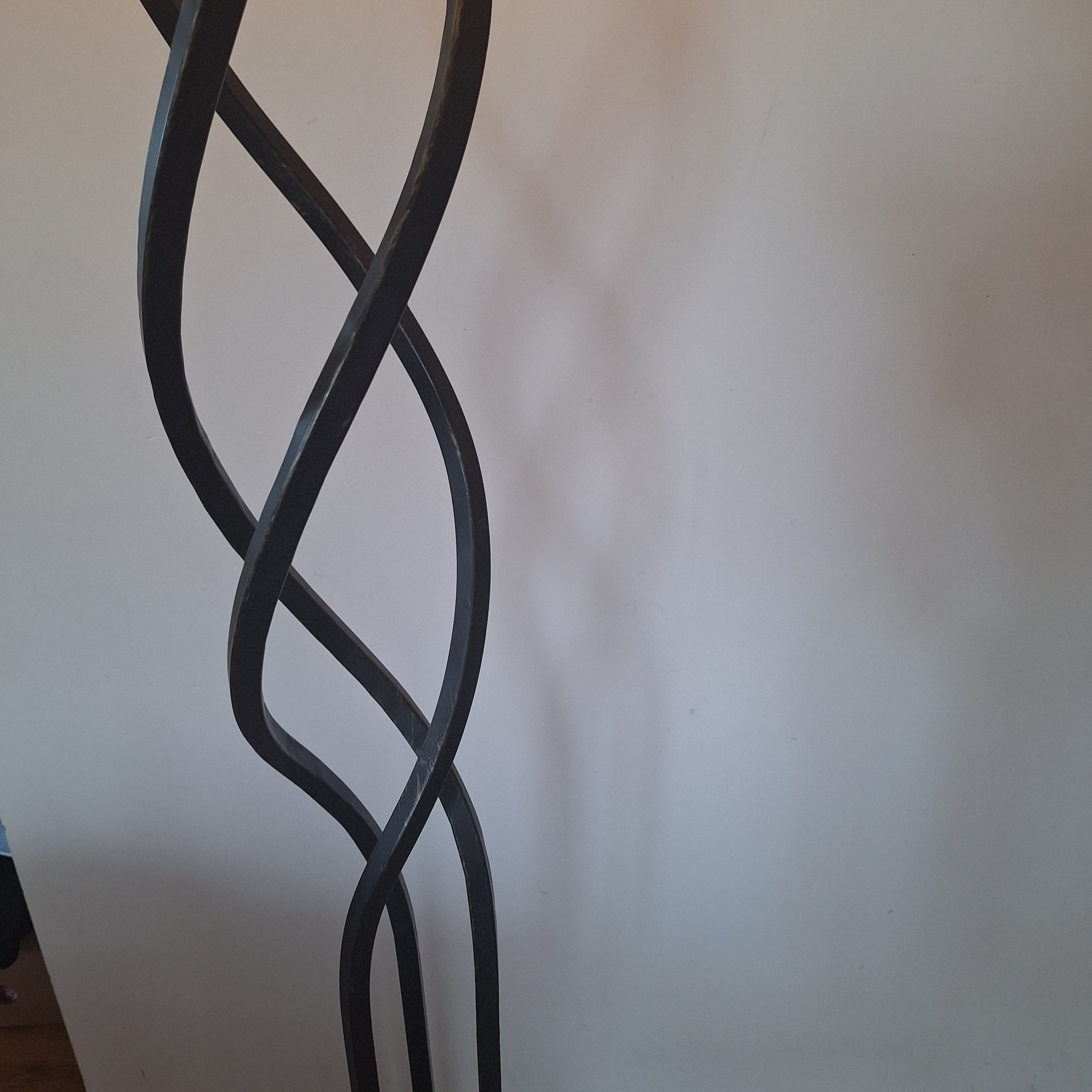 Lampa podłogowa ze ściemniaczem