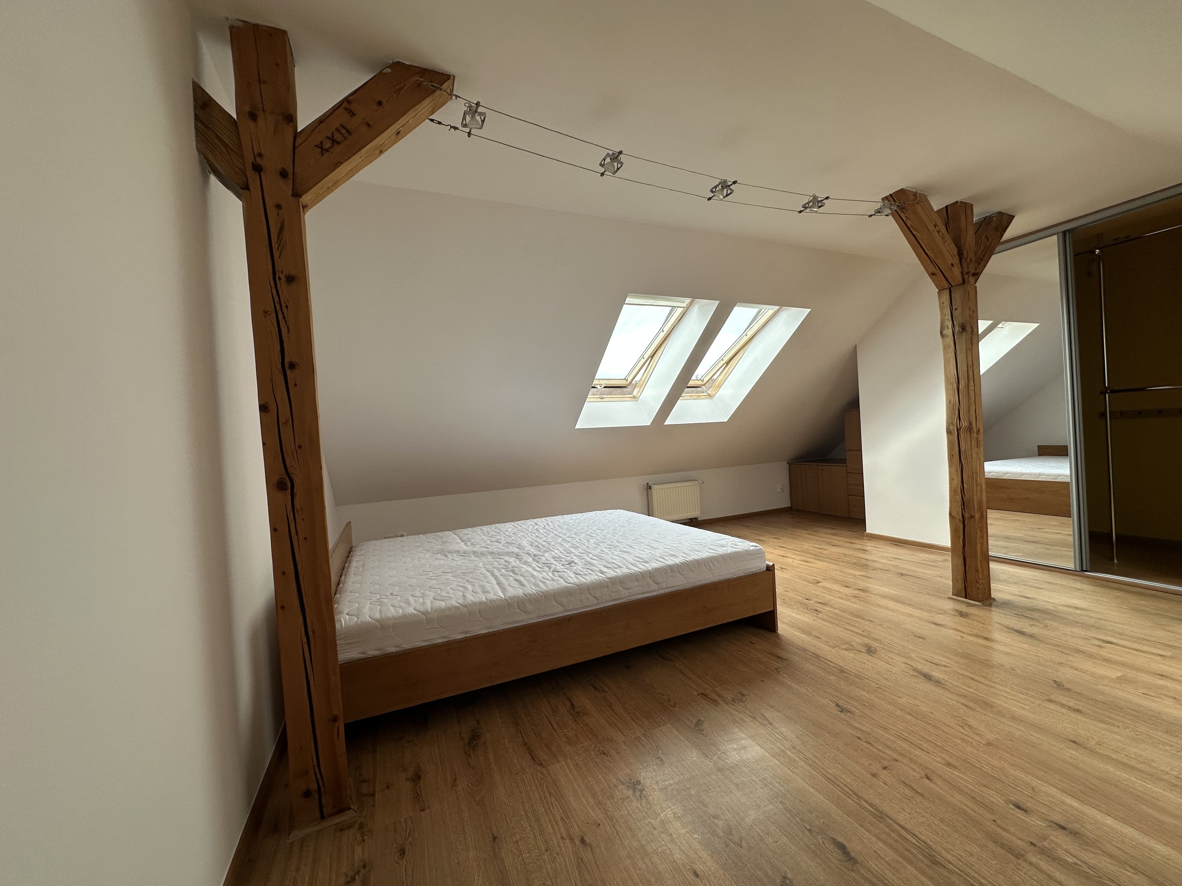 Dwupoziomowe mieszkanie 63,2 m² | Antresola | Garderoba | Jelenia Góra -Kadetów
