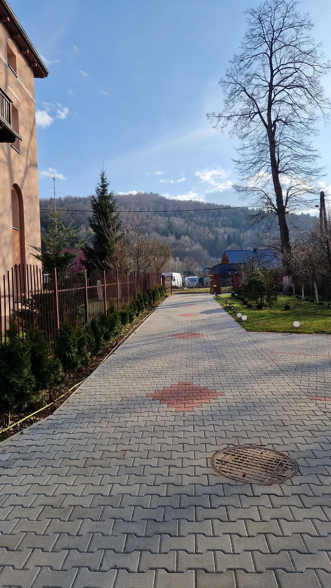 Wynajmę  samodzielne mieszkanie w Jeleniej Górze - Sobieszowie