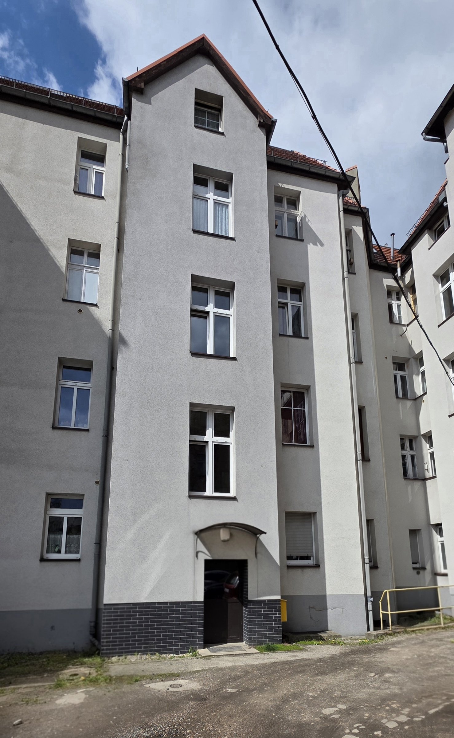 Ładne 2 pokojowe mieszkanie w ścisłym centrum Jeleniej Góry