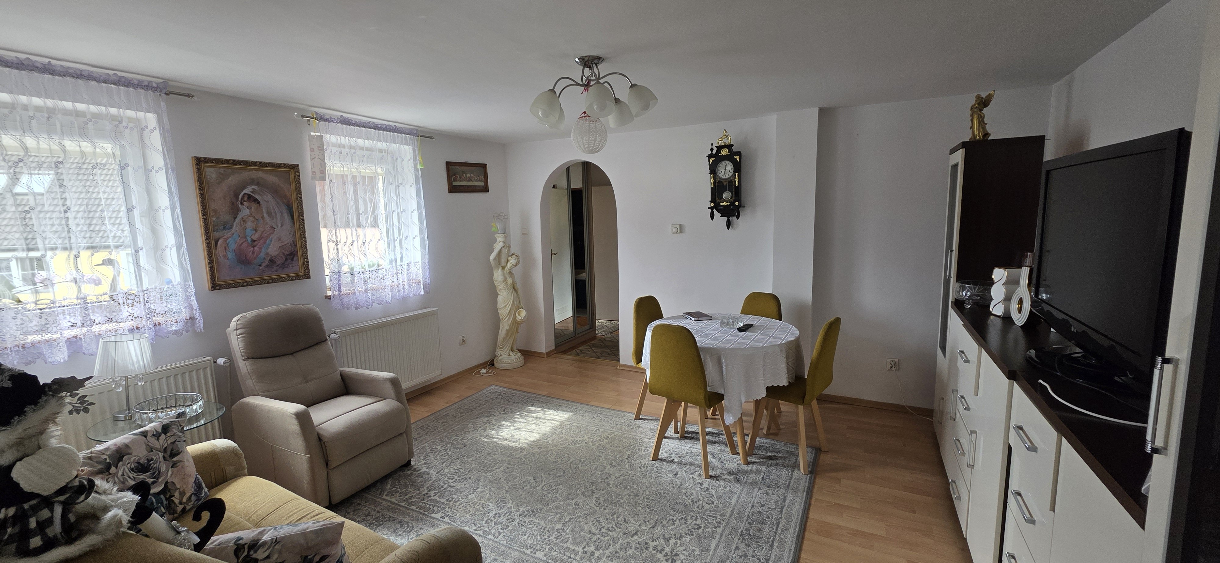 Mieszkanie 2 pokojowe z balkonem I garażem w Jeżowie Sudeckim