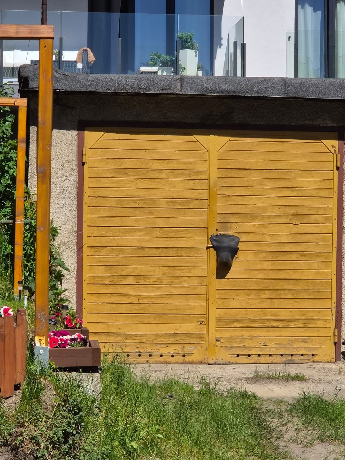 M2 do remontu z GARAŻEM w spokojnej okolicy Jeleniej Góry