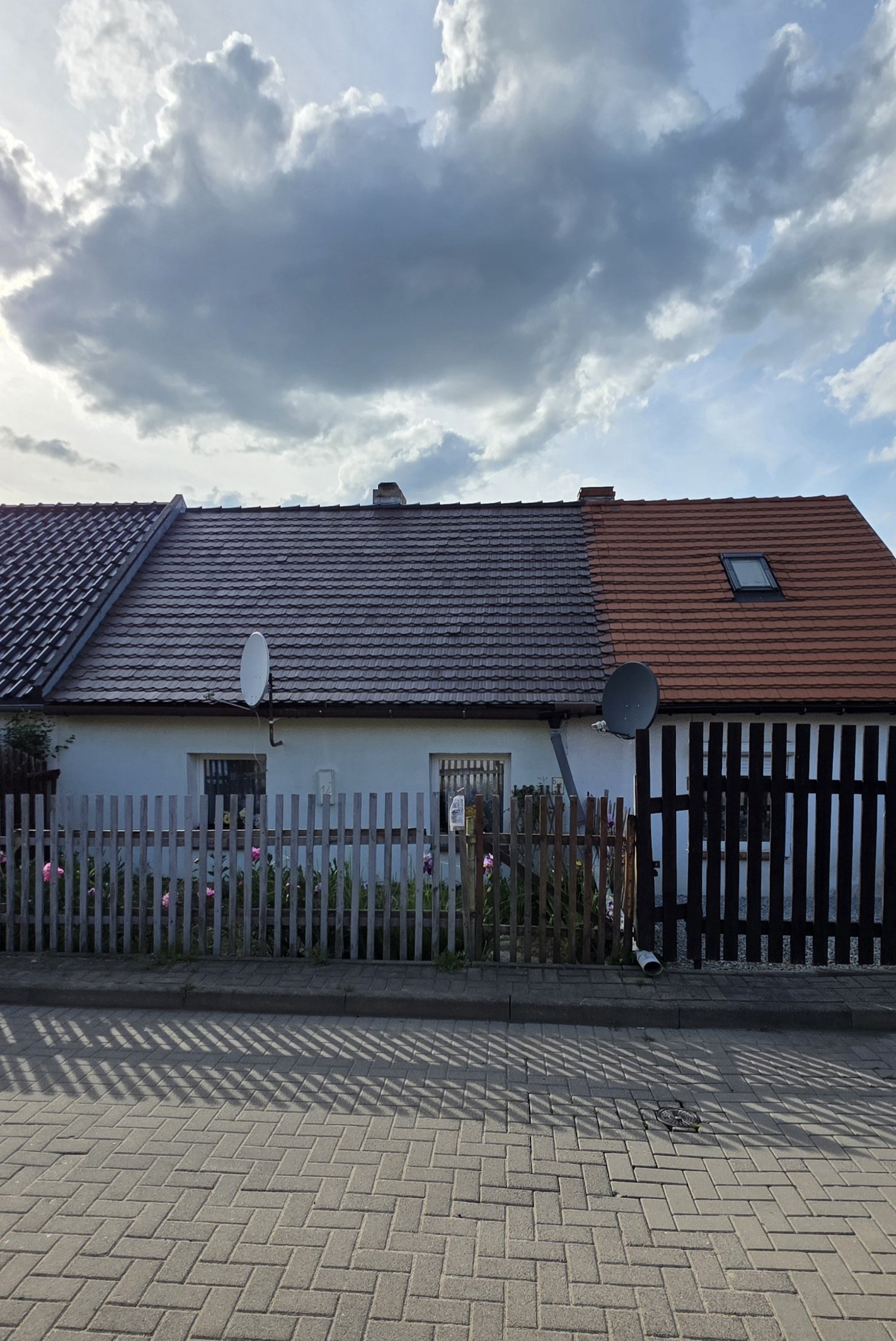 Mieszkanie 3 pokojowe z garażem i ogródkiem w Jeleniej Górze