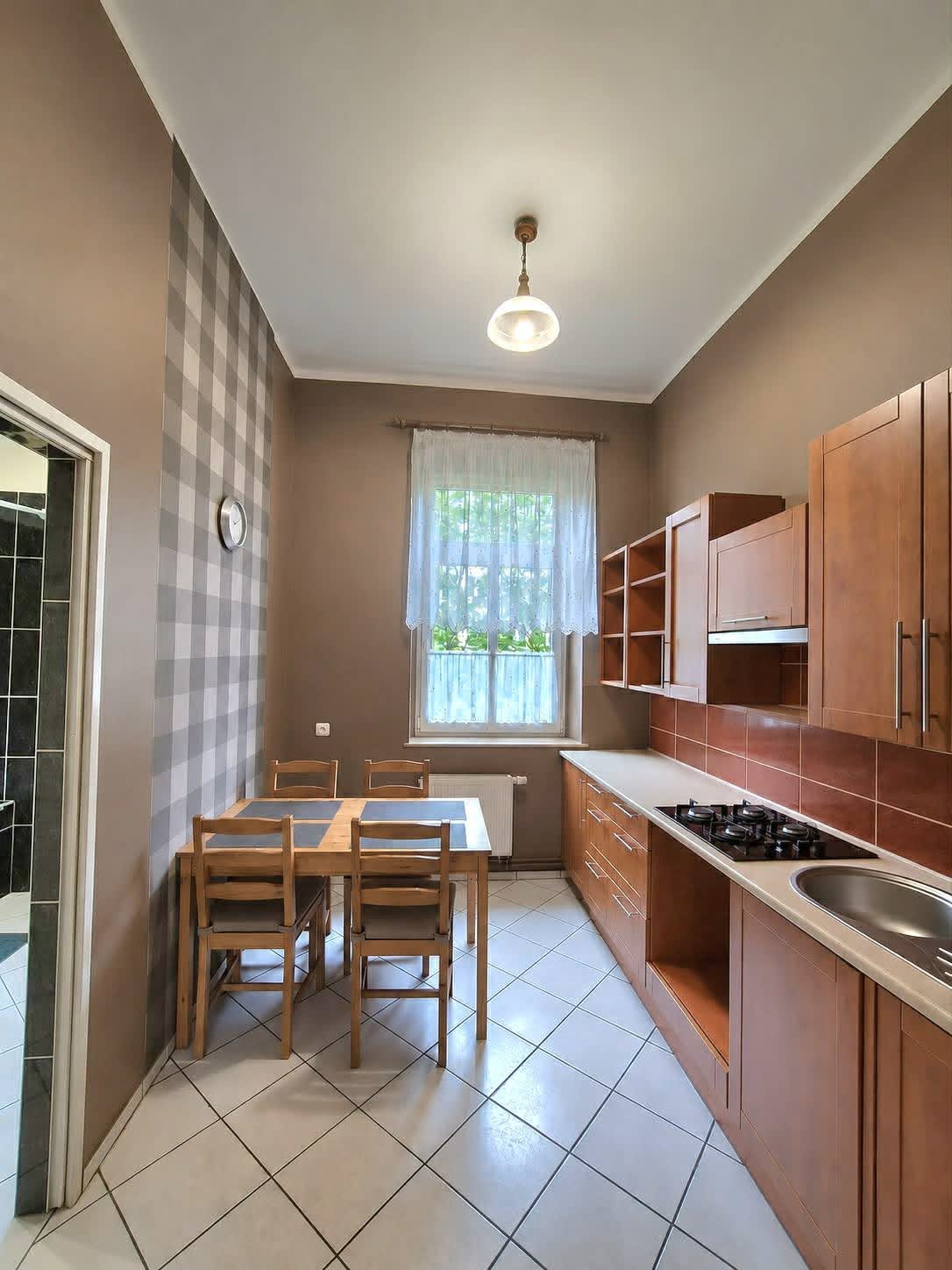 M4 - ponad 150m² w okolicach Sądu Rejonowego w Jeleniej Górze