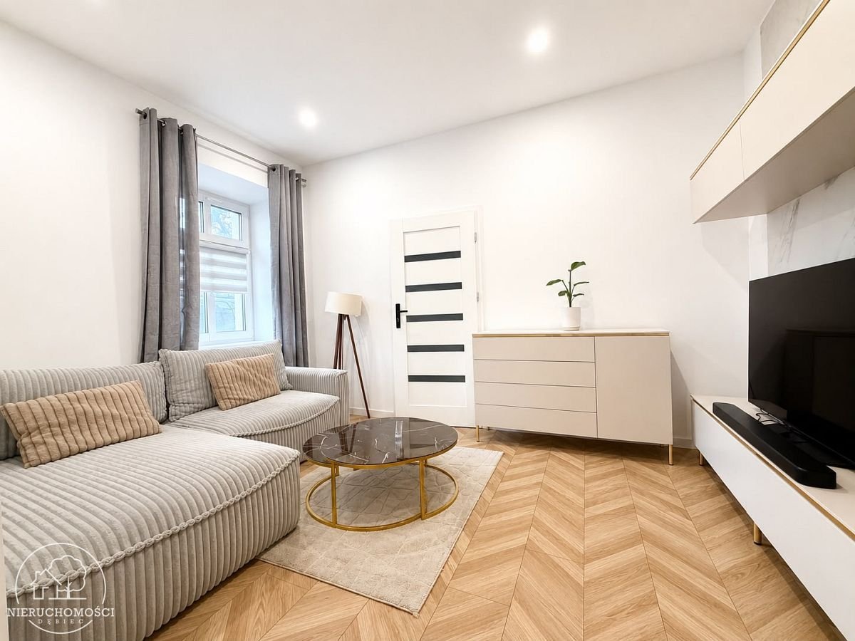 Gotowiec dwupokojowy - parter - Centrum Jeleniej Góry - idealne pod booking