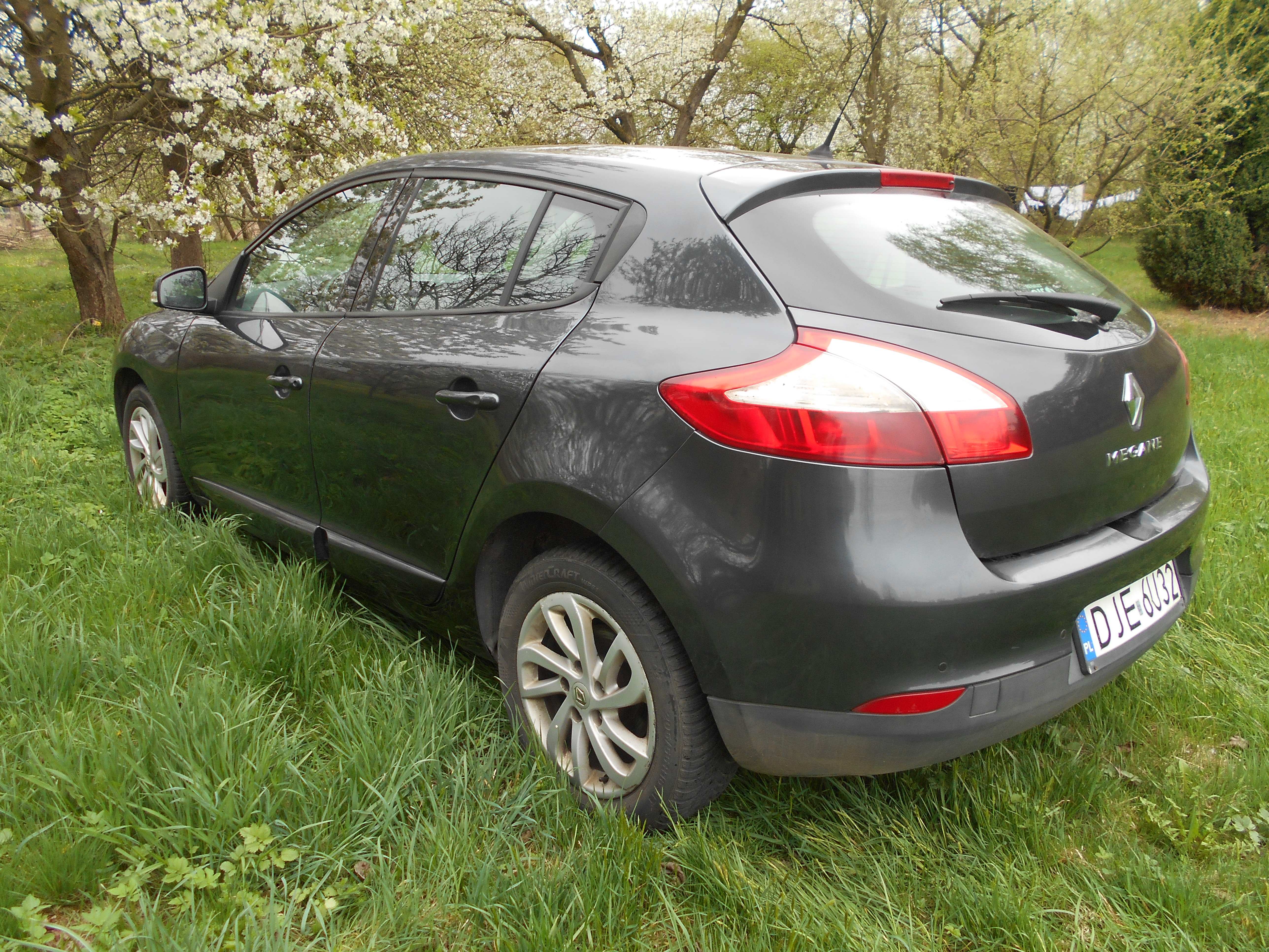 Renault Megane 1.6 benz salon PL 2013 r