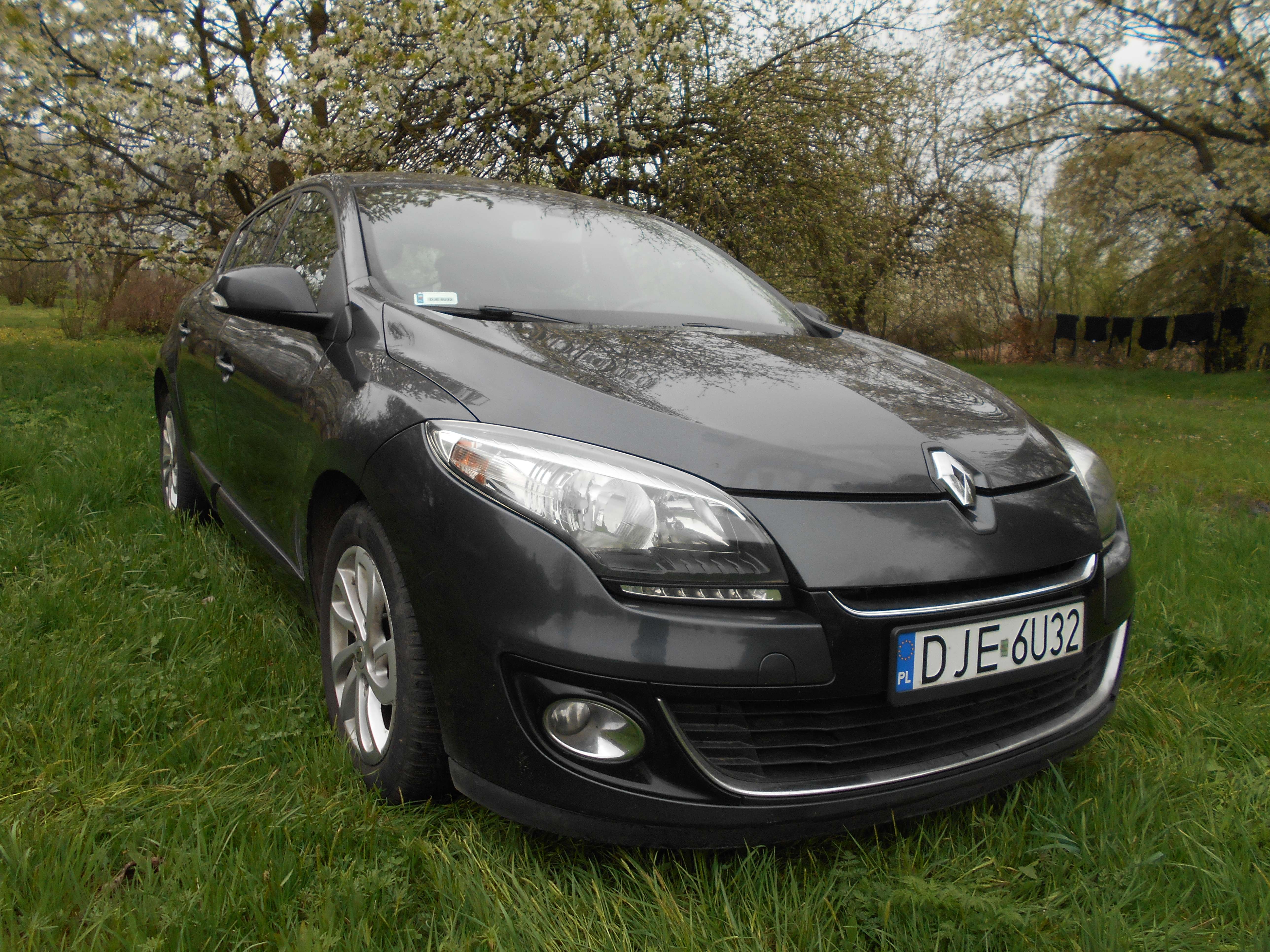 Renault Megane 1.6 benz salon PL 2013 r