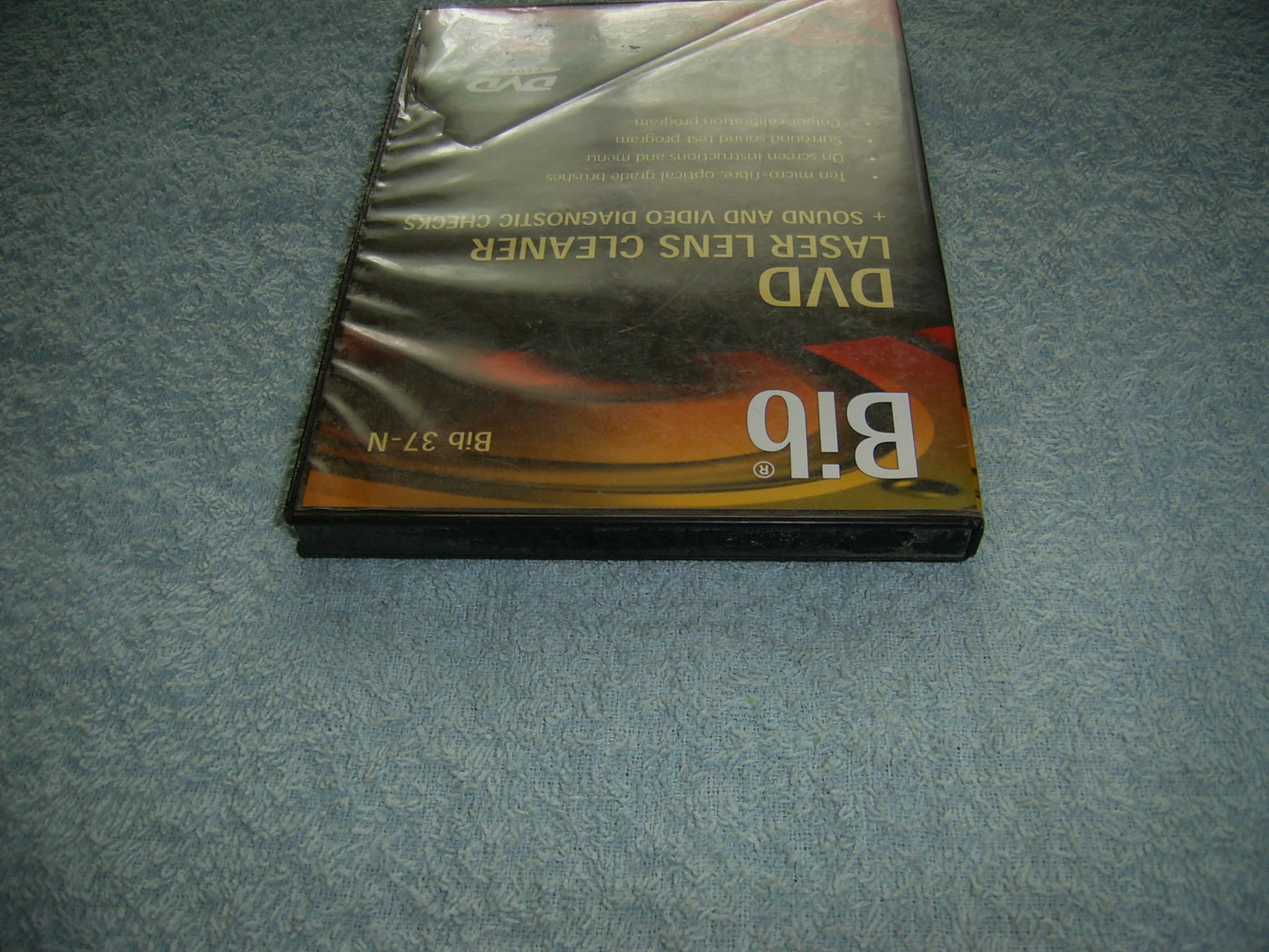 Zestaw czyszczący do napędów optycznych