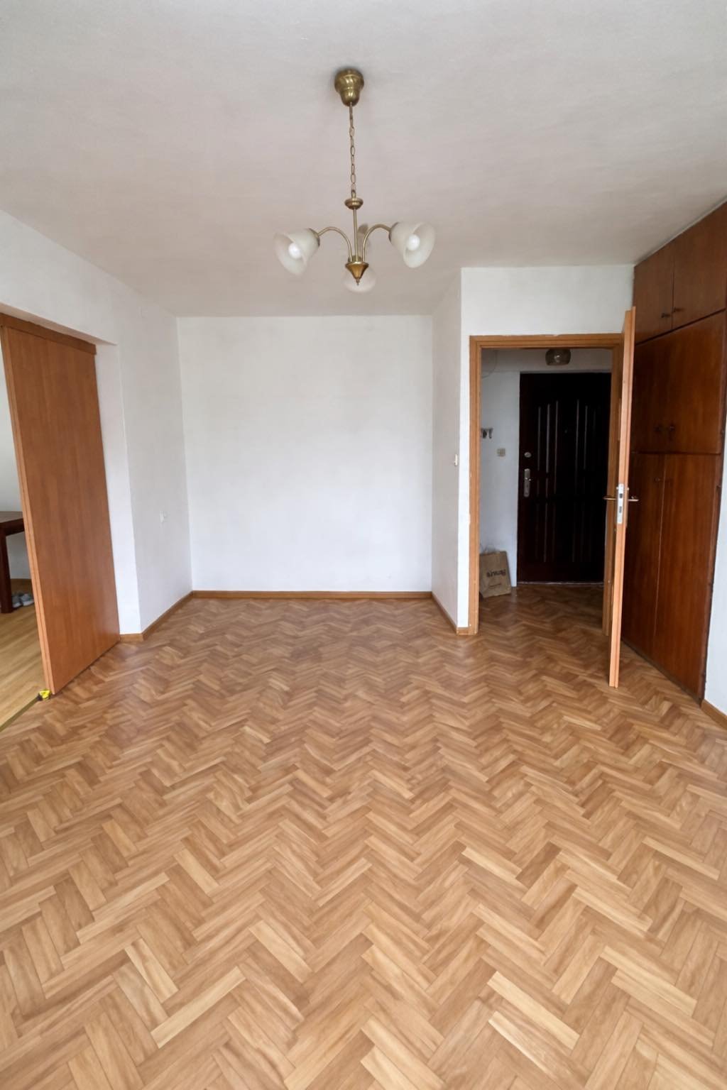 2 pokoje w centrum | ogrzewanie miejskie | parking za szlabanem | Niski czynsz