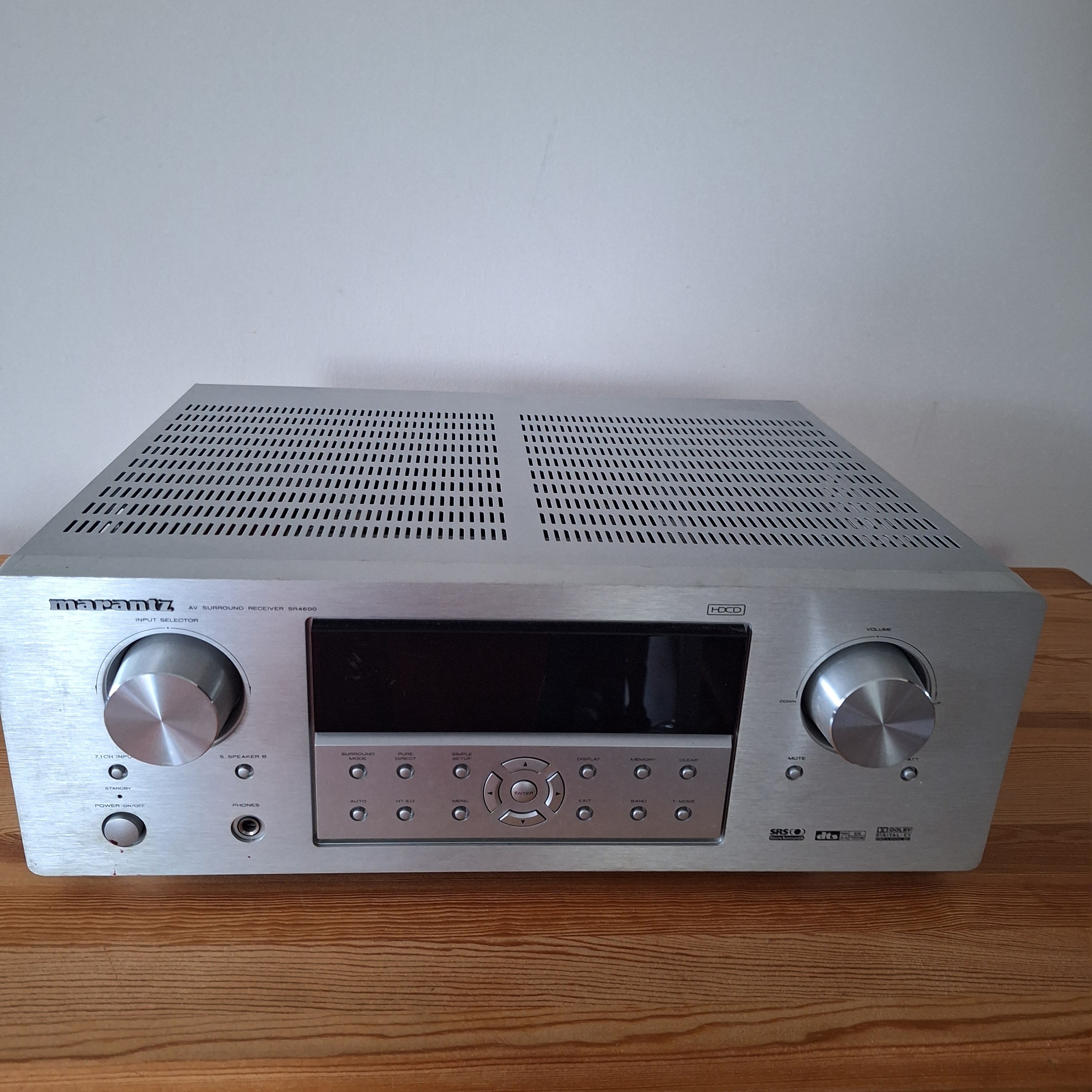 Amplituner Marantz