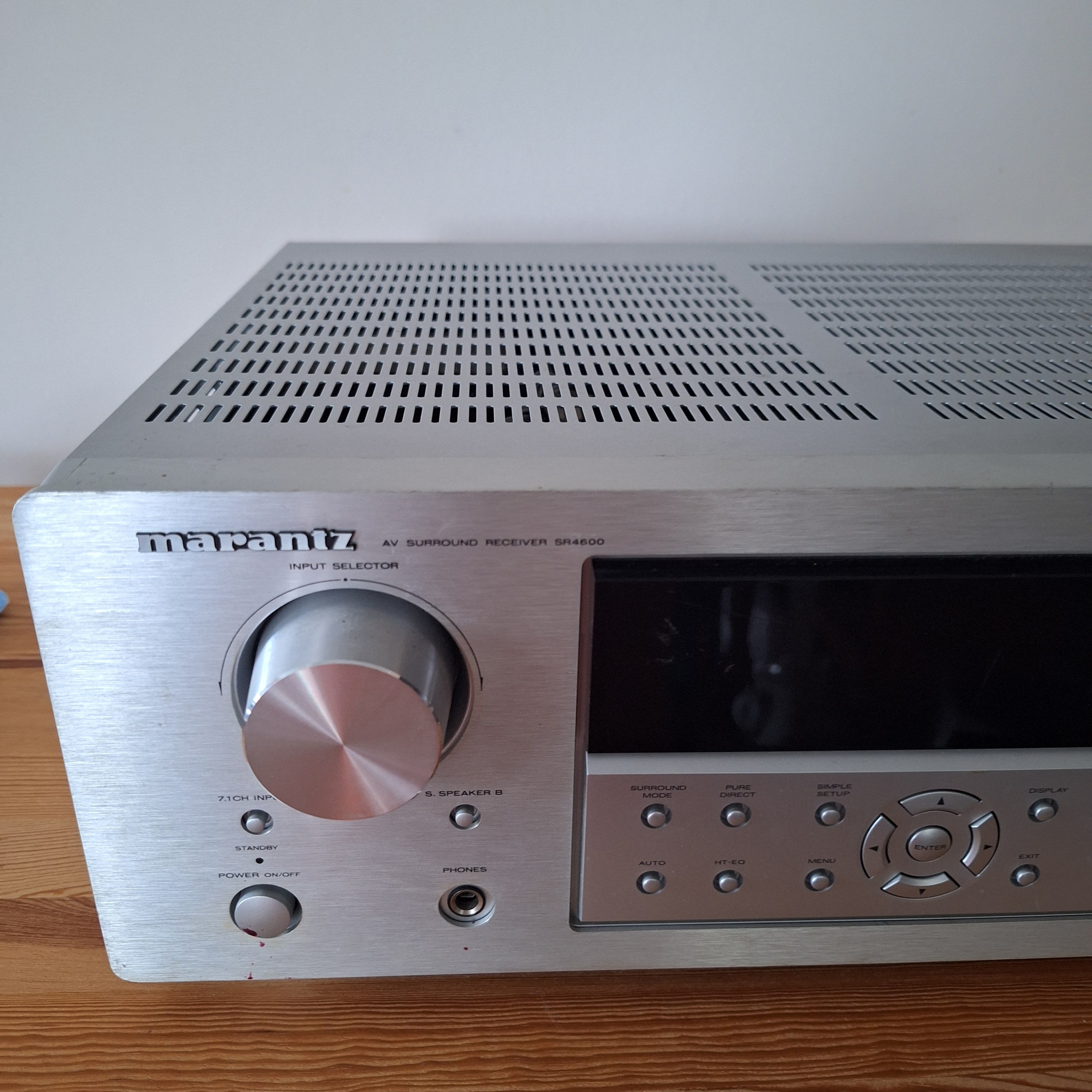Amplituner Marantz