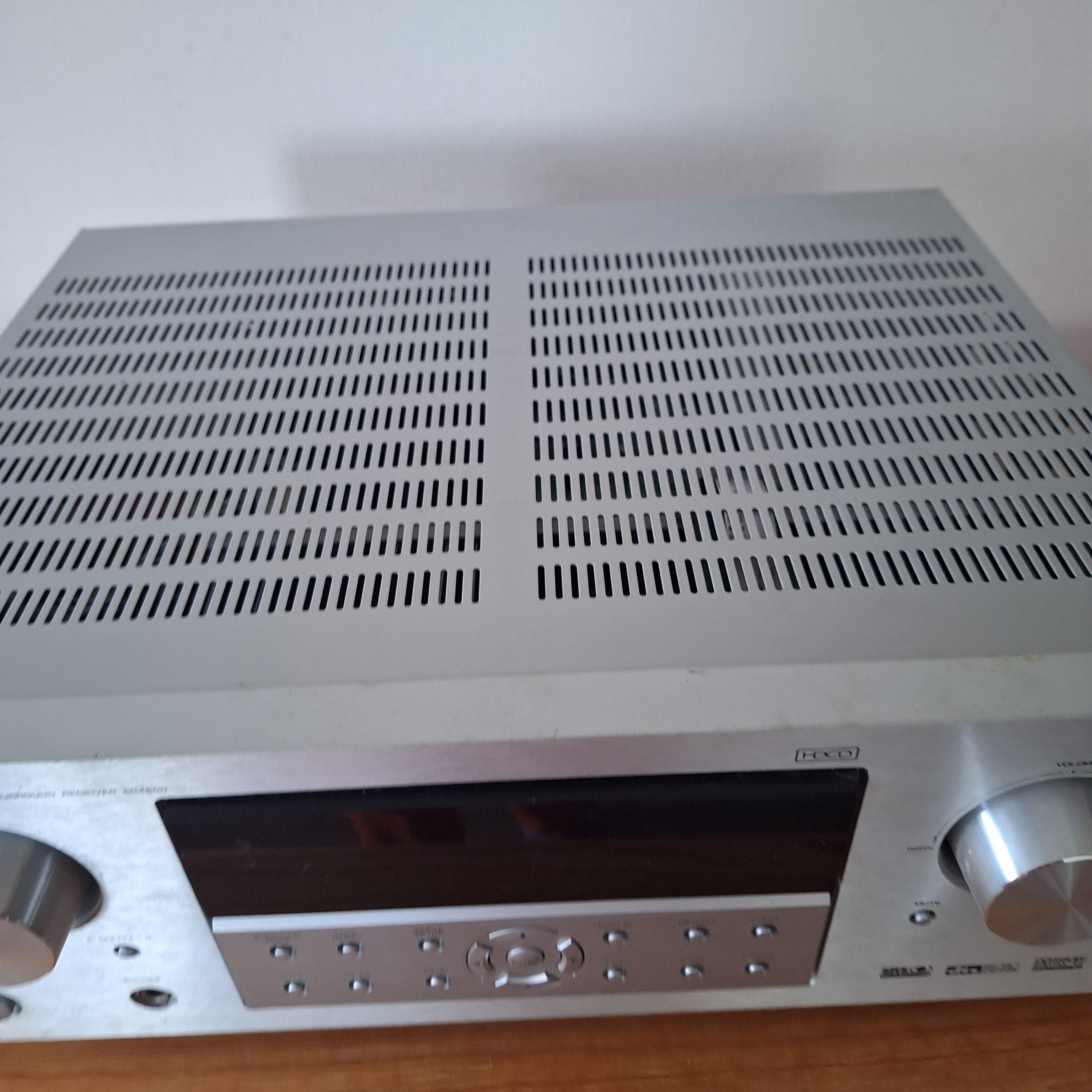 Amplituner Marantz
