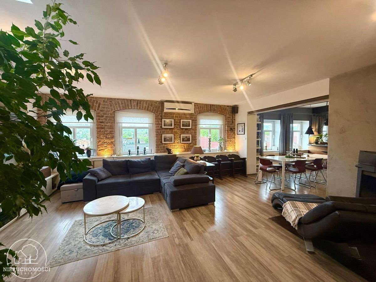 Wyjątkowy apartament z prywatnym tarasem w centrum