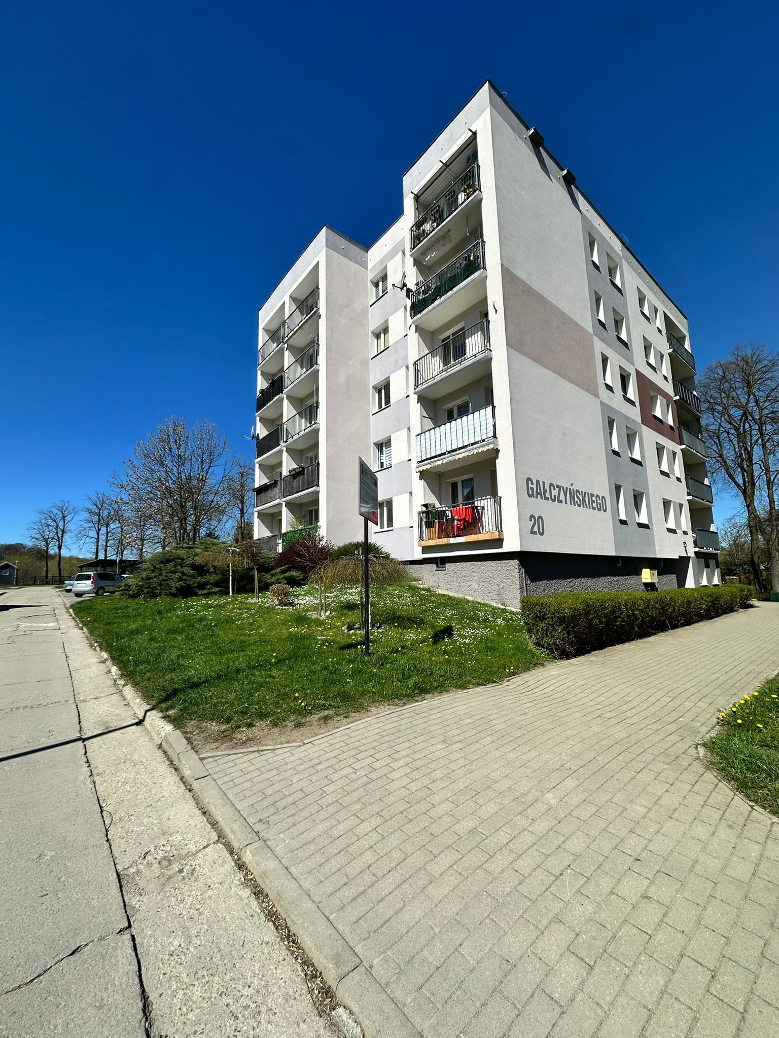 Świetne M2- balkon- 2p- Gałczyńskiego-miejskie ogrzewanie- Jelenia Góra