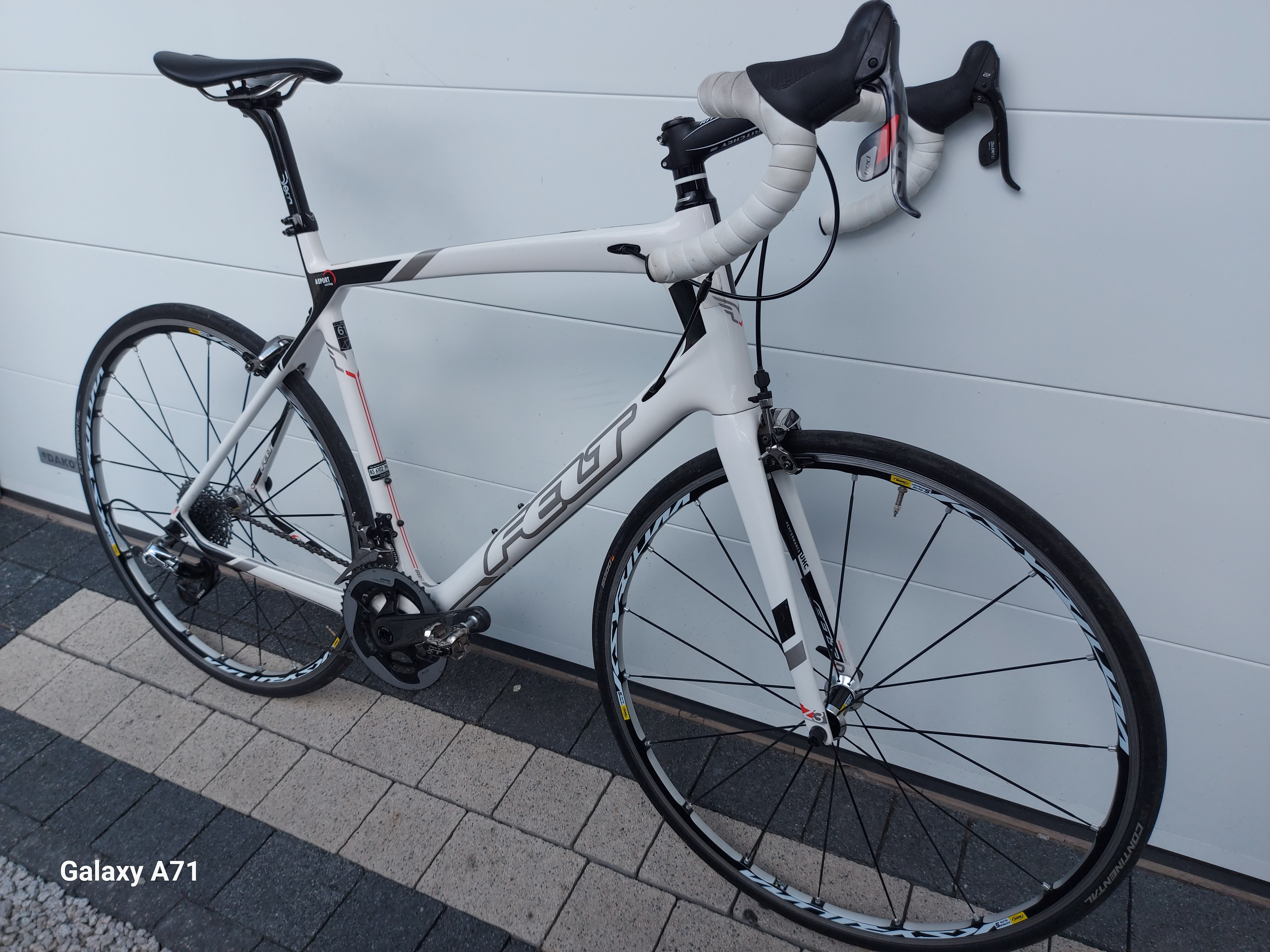Rower szosowy FELT 23 RED-SRAM RED,2x11,CARBON,waga 7,50 kg-igła