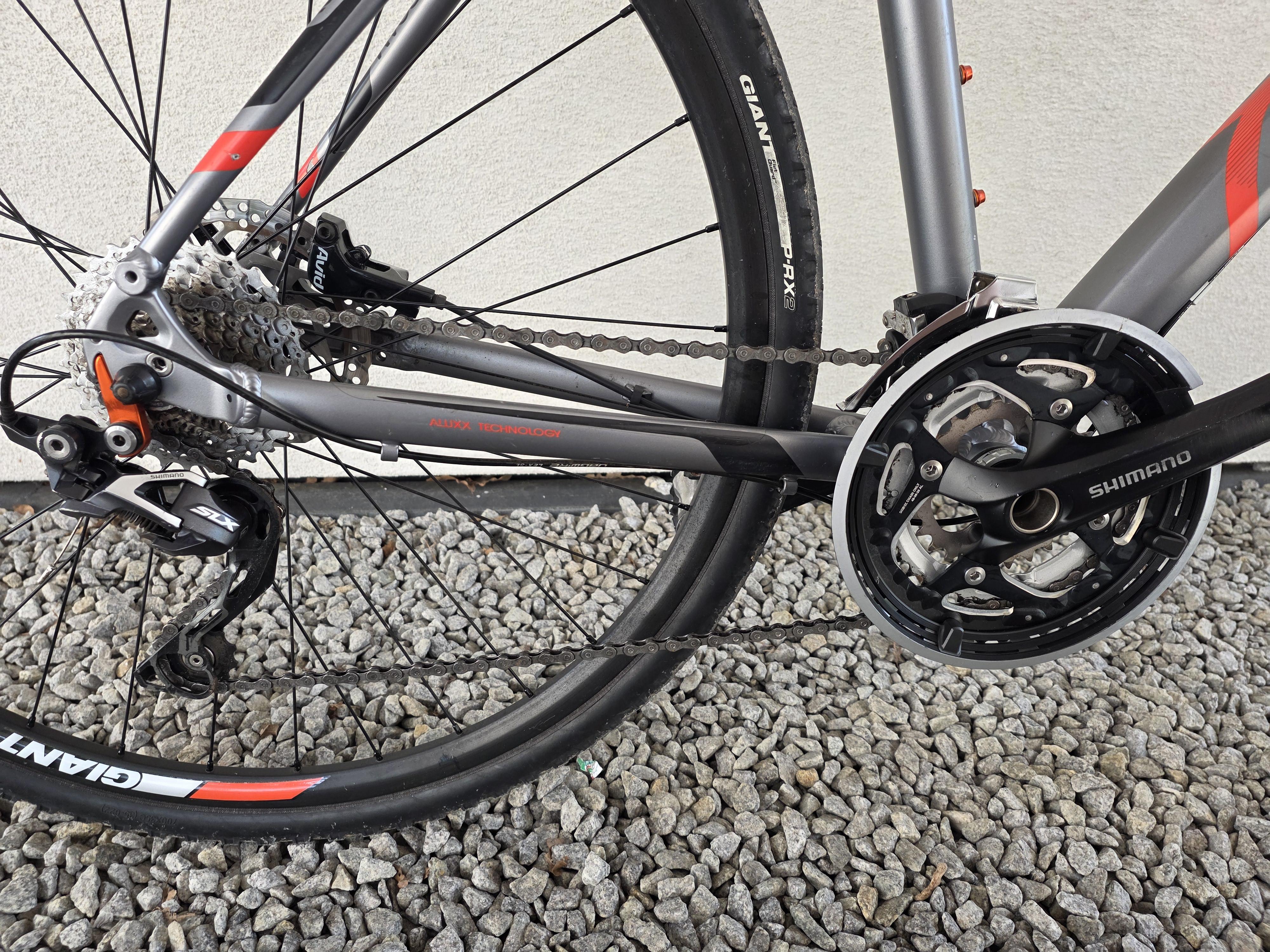 Rower crossowy GIANT ROAM XR 1-SLX,AVID,rama L,koła 28",hydraulika,NOWY amor