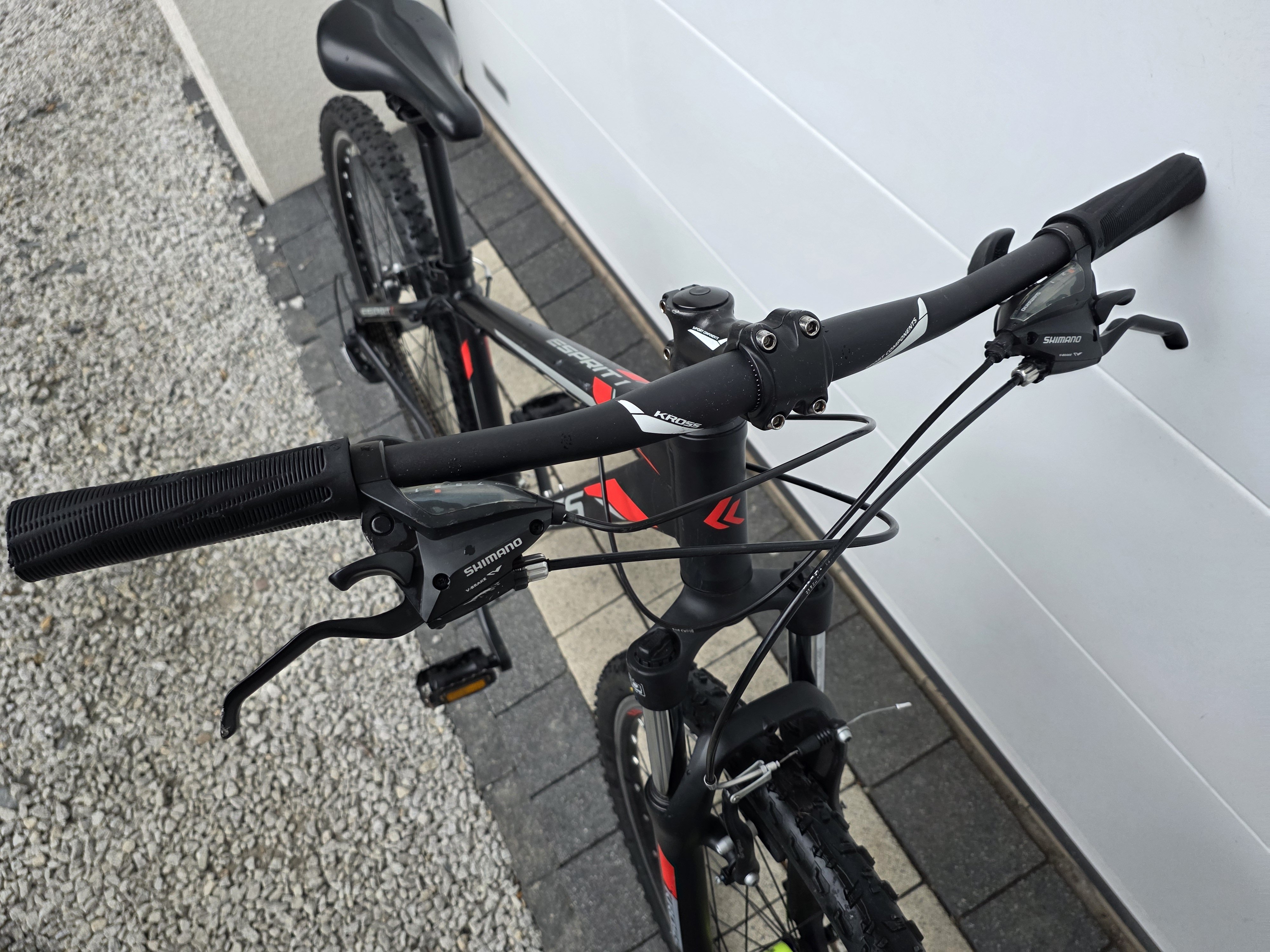 Rower górski KROSS ESPRIT 1-koła 26 cali,SHIMANO,amortyzator,rama XS-15cali-NOWE opony