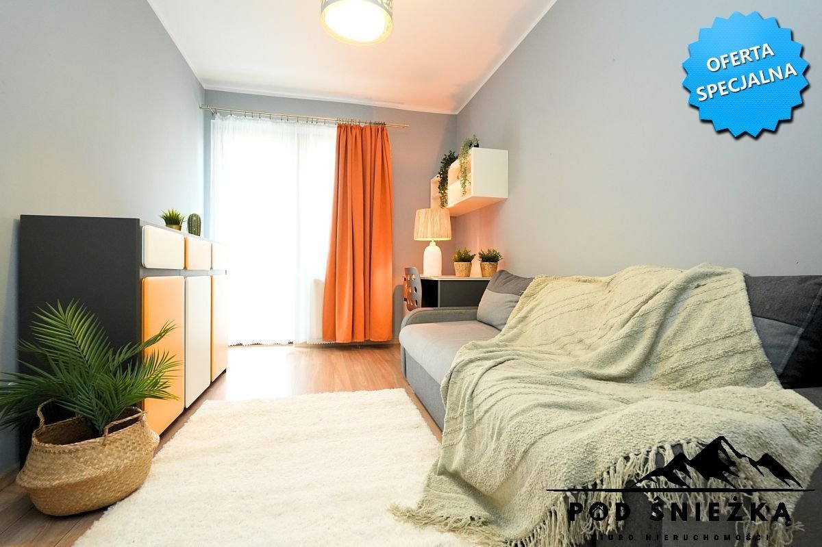 Mieszkanie trzypokojowe- nowe budownictwo-taras-balkon- Jelenia Góra