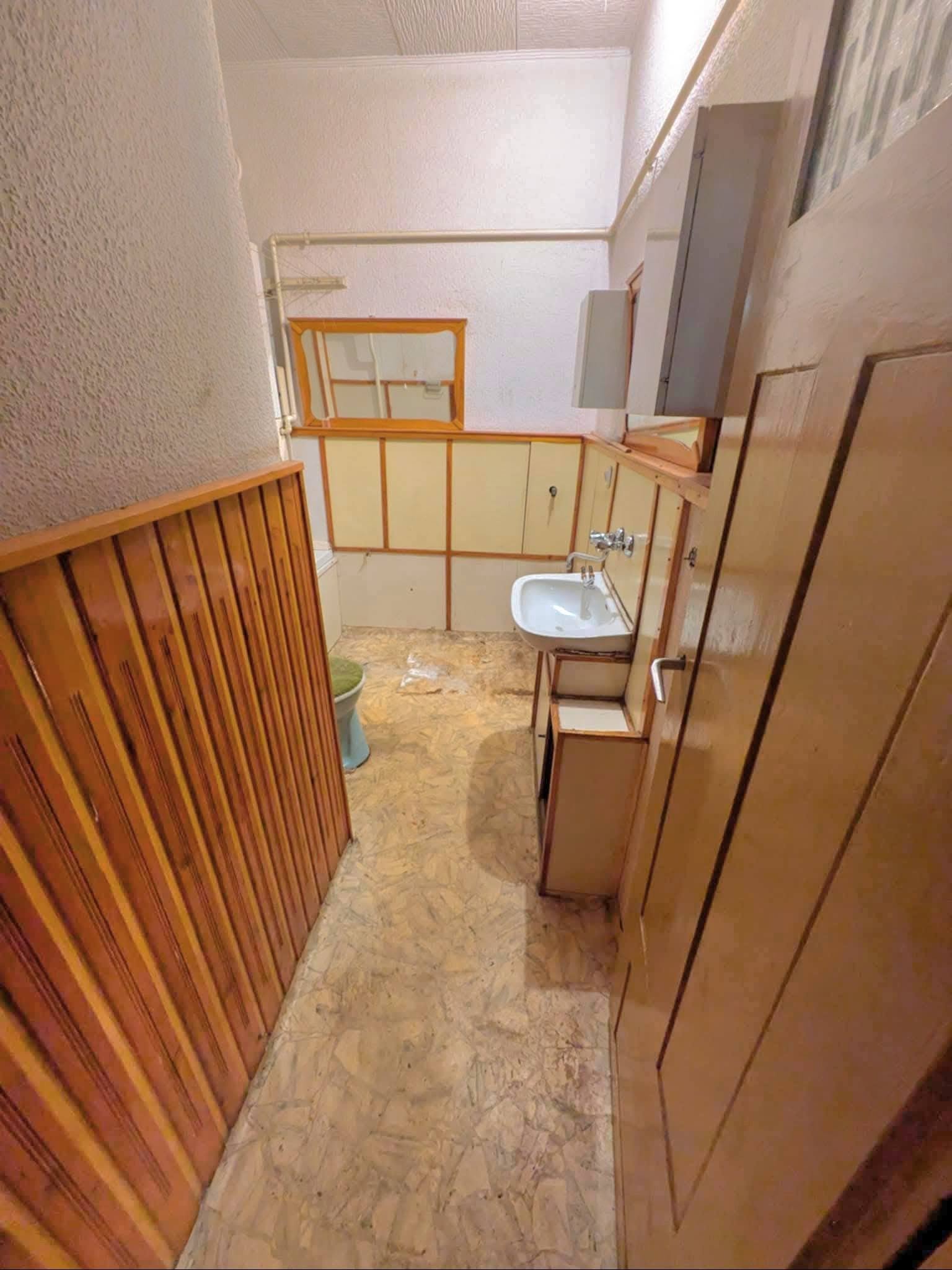 Ponad 80m² do remontu z balkonem i garażem  w Jeleniej Górze