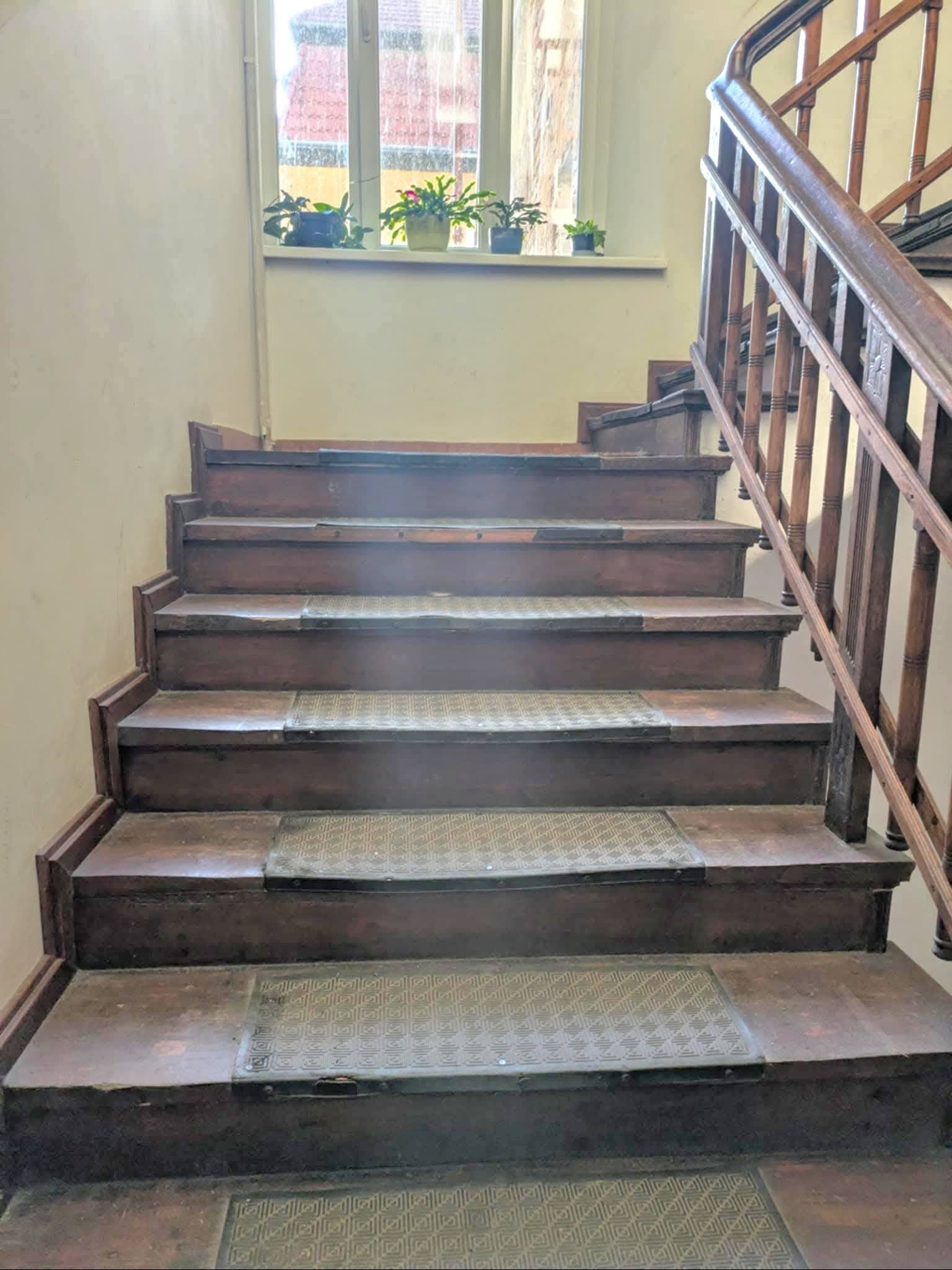 Ponad 80m² do remontu z balkonem i garażem  w Jeleniej Górze