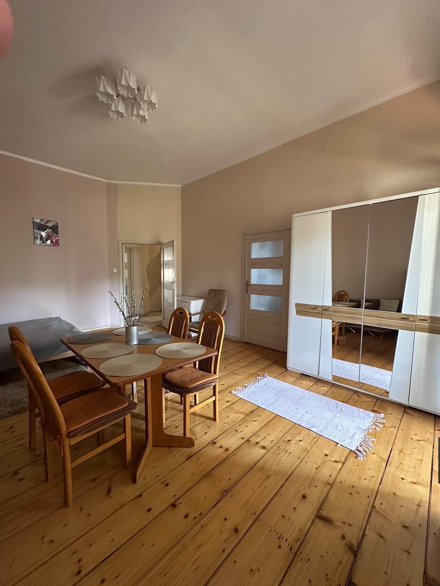 2 mieszkania na jednym piętrze 211 m² | Jelenia Góra, Śródmieście