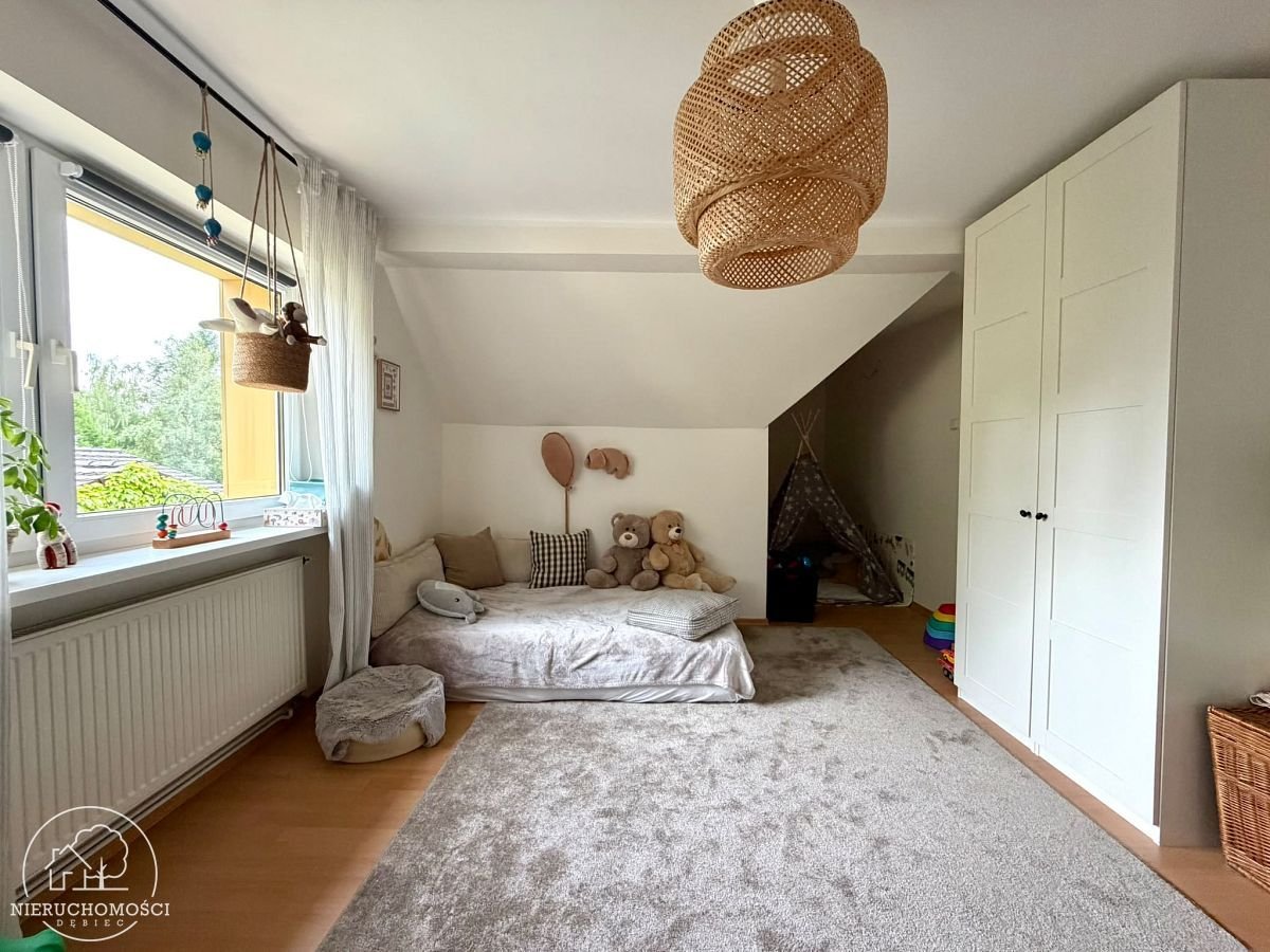Piętro poniemieckiej willi-105m2-ogród-Wzgórze Wandy