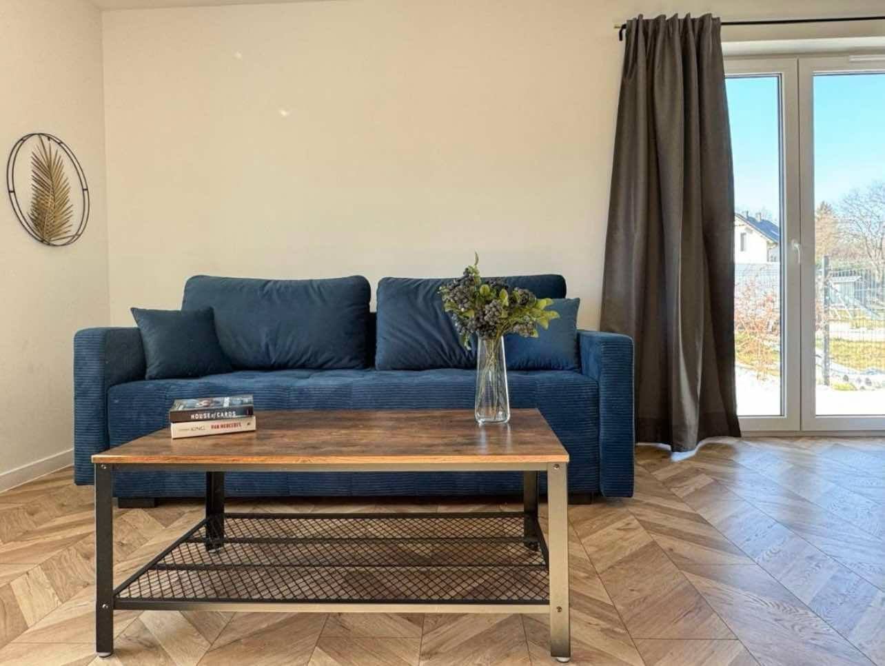 Komfortowy 2 pokojowy apartament z ogródkiem