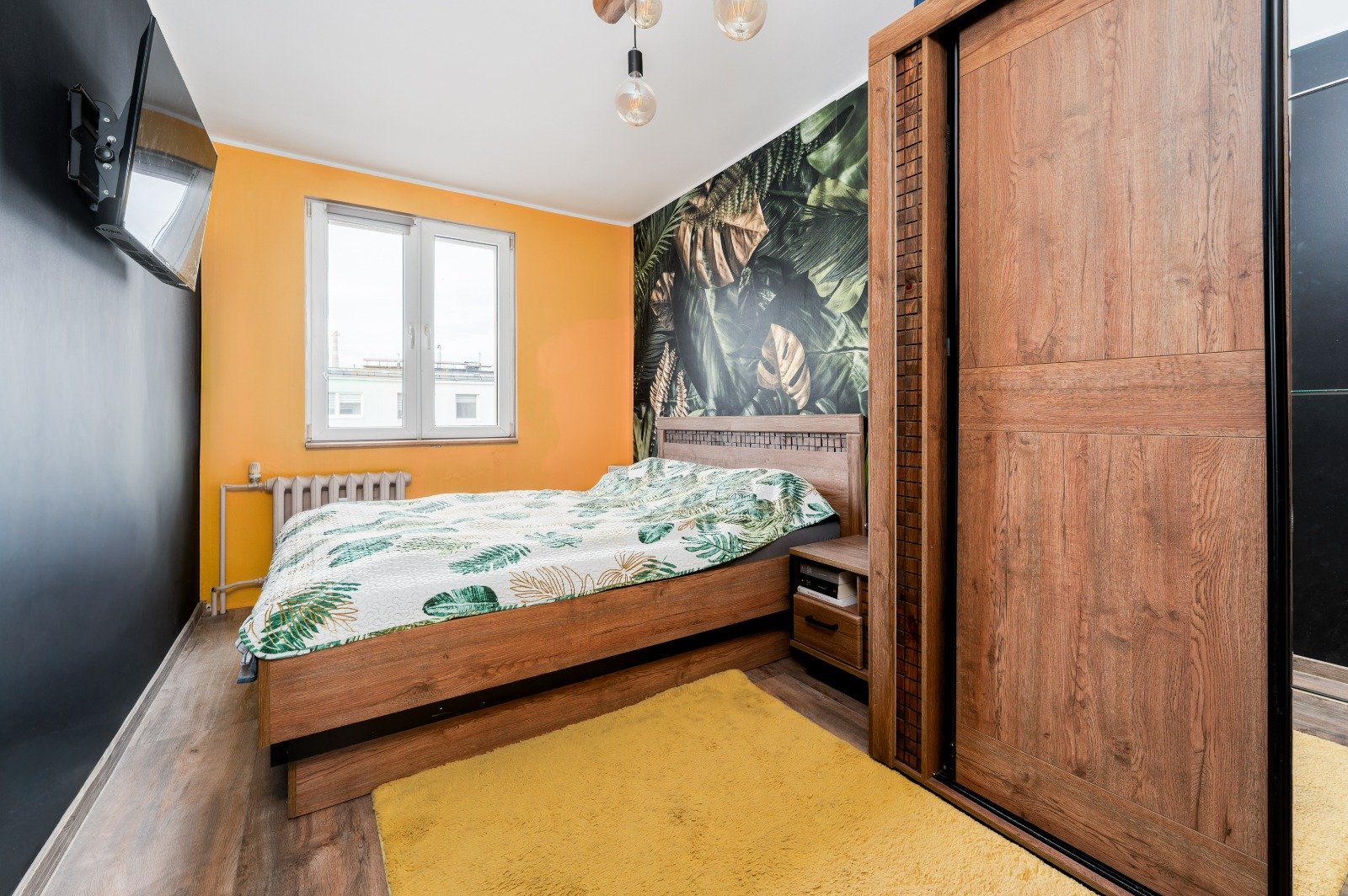 Sprzedam mieszkanie na Zabobrzu 50m2, dwie sypialnie, salon i balkon