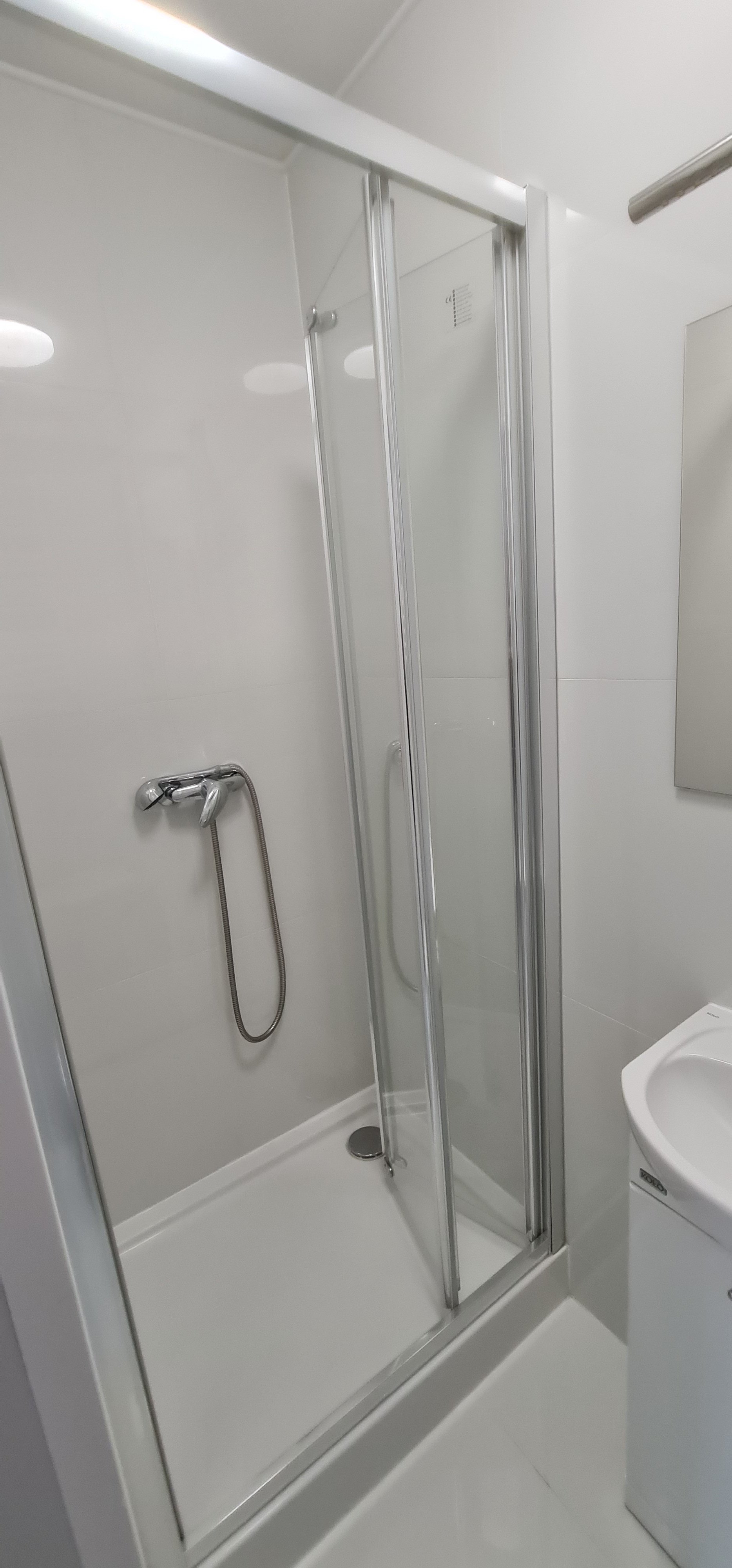 Kawalerka w Sobieszowie 35m2 do wprowadzenia + dodatkowa przestrzeń