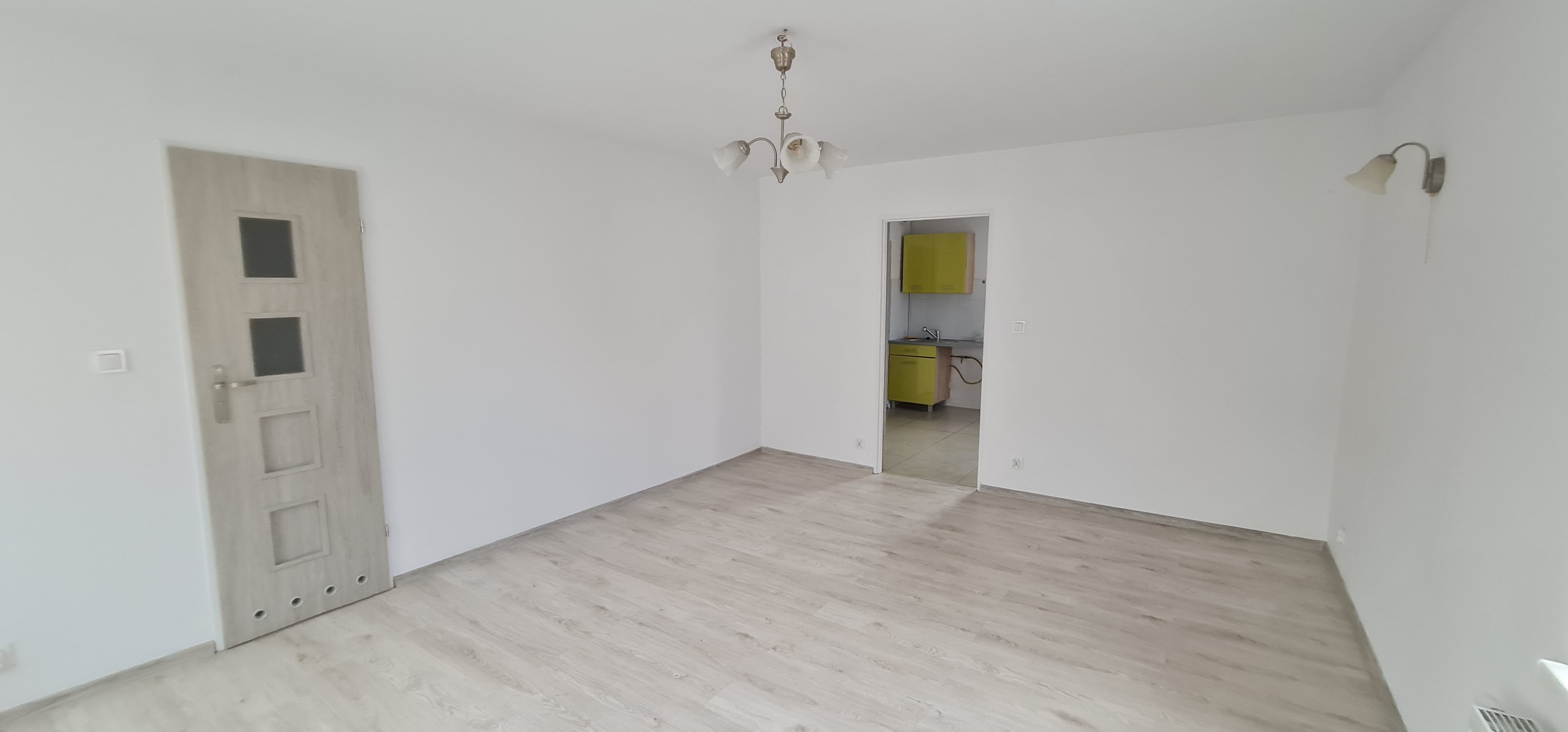 Kawalerka w Sobieszowie 35m2 do wprowadzenia + dodatkowa przestrzeń